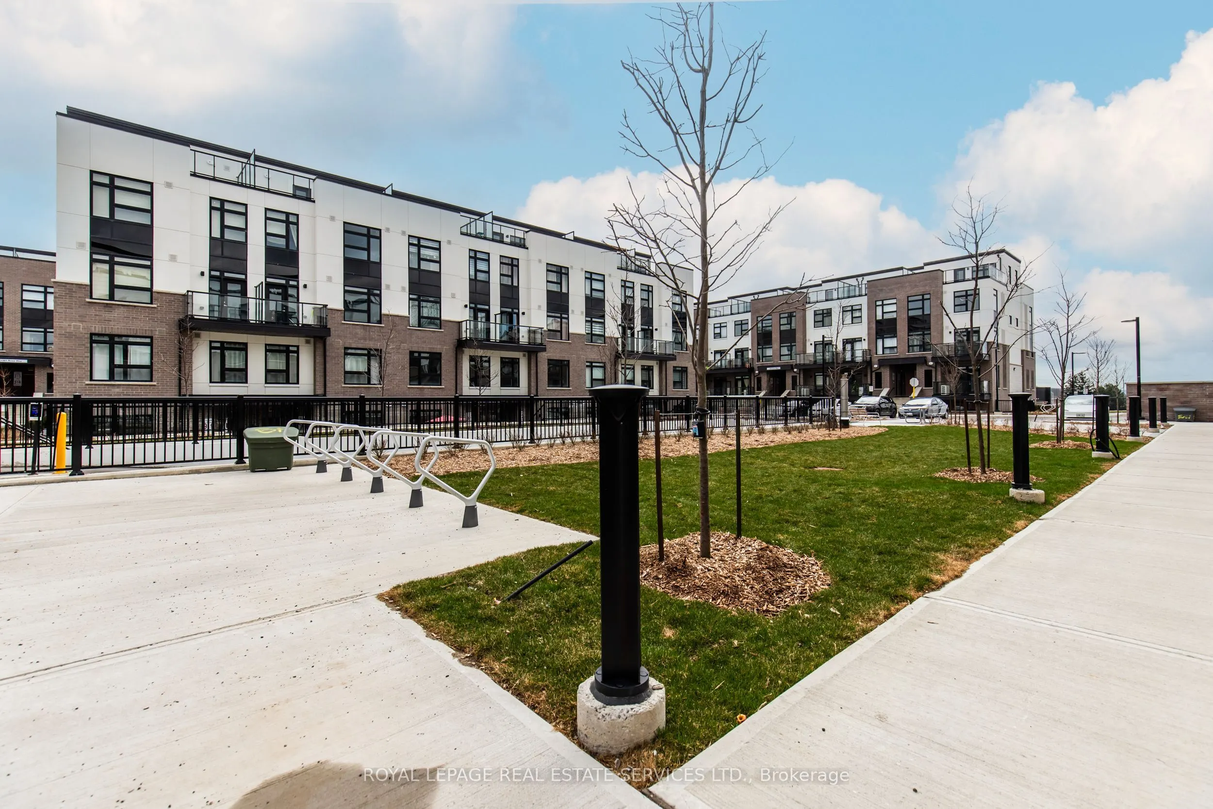 1597 Rose Way, #112