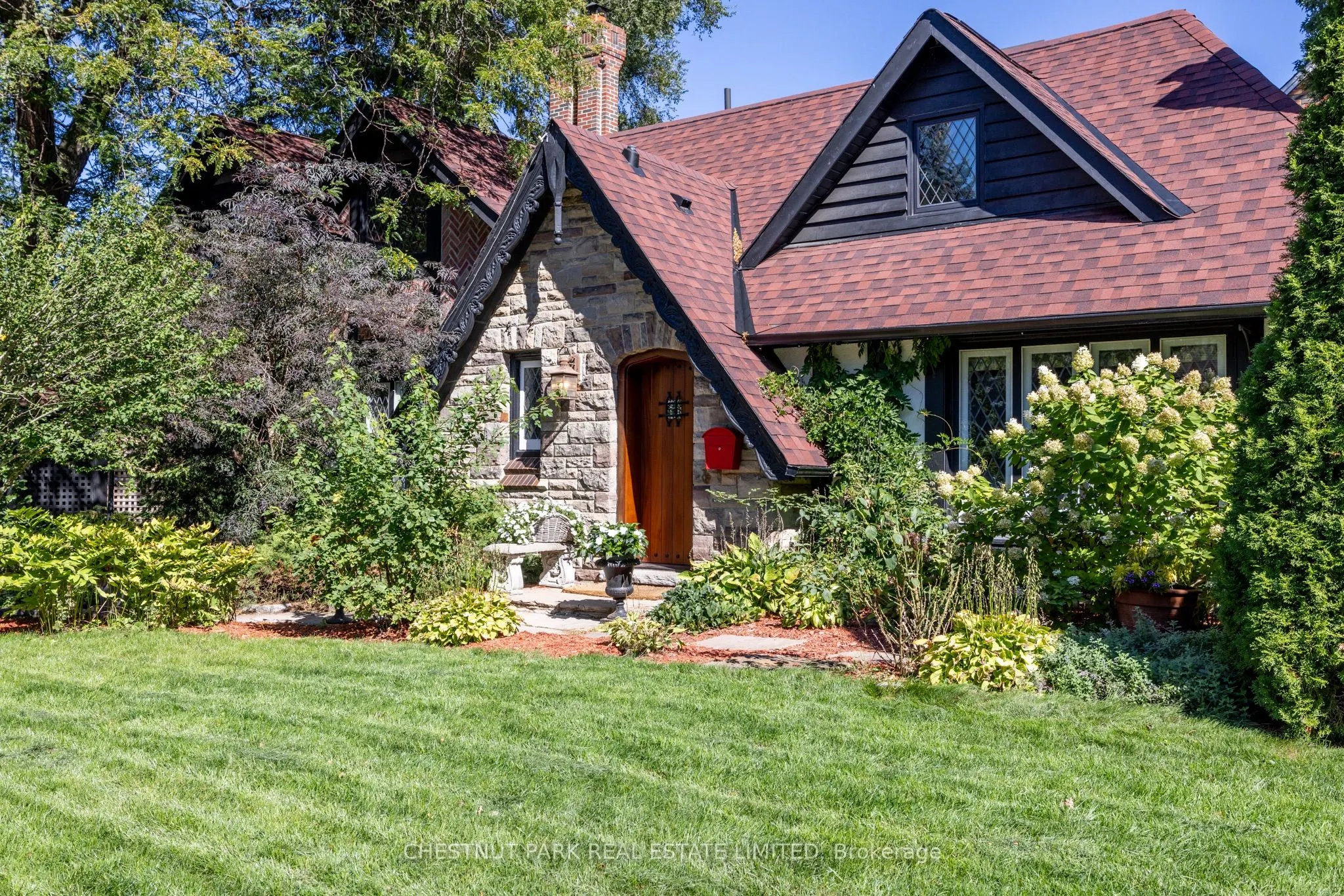 30 Sunnylea Avenue W
