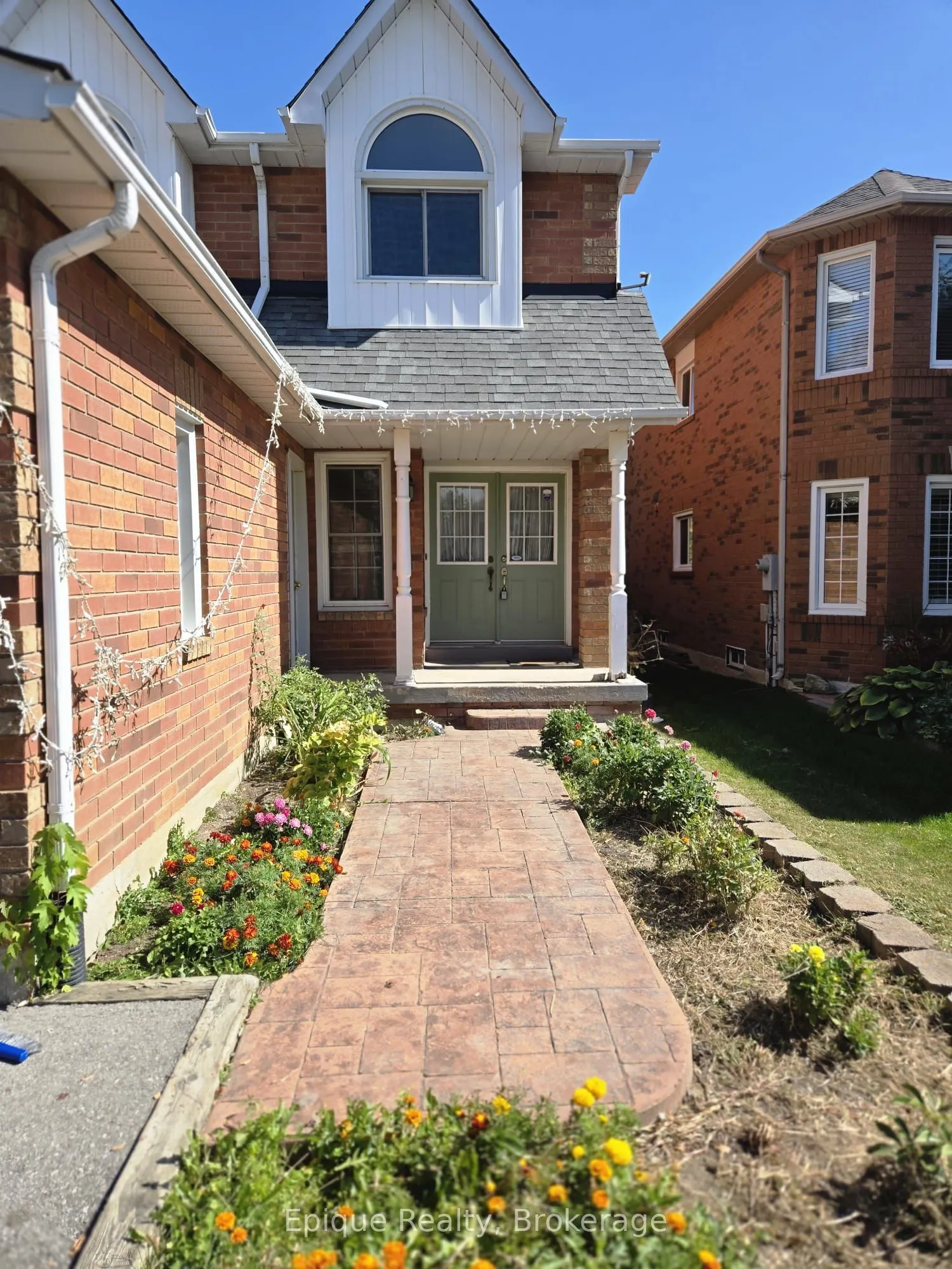 3850 Cedar Hedge Rise