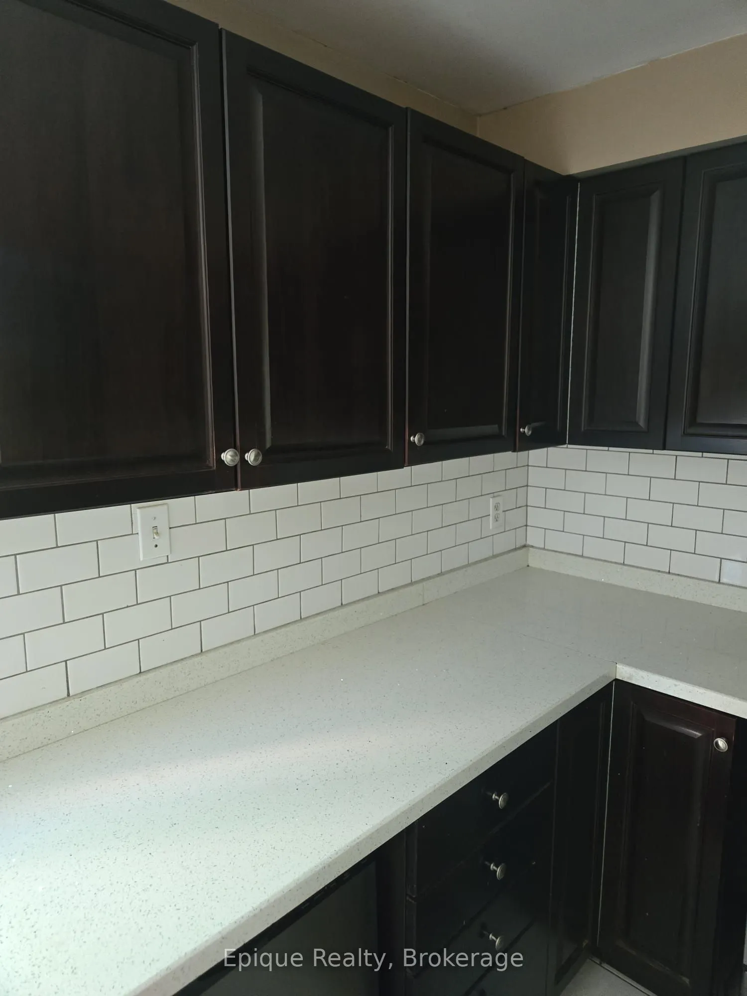 3850 Cedar Hedge Rise