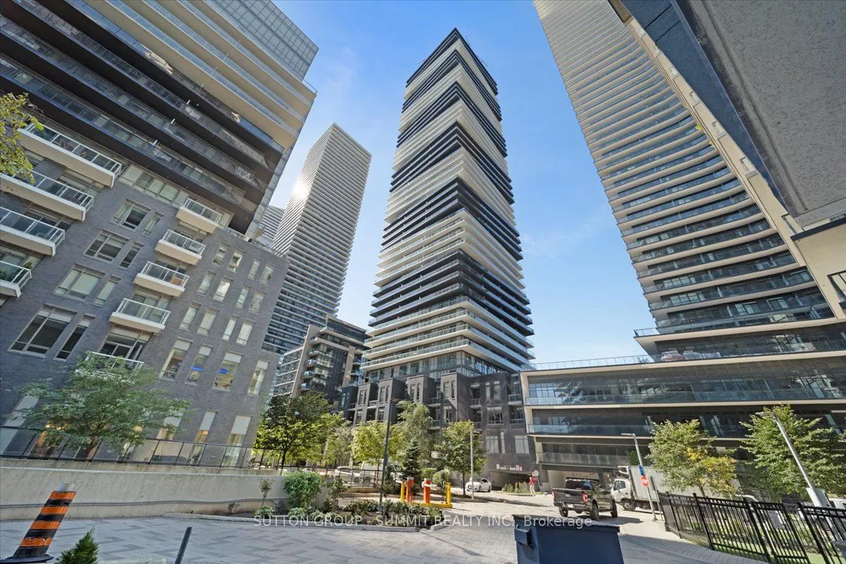 56 Annie Craig Drive, #907