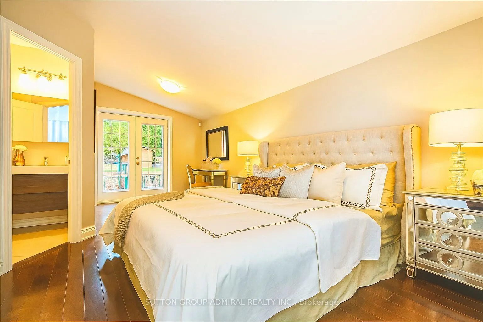 182 South Kingsway