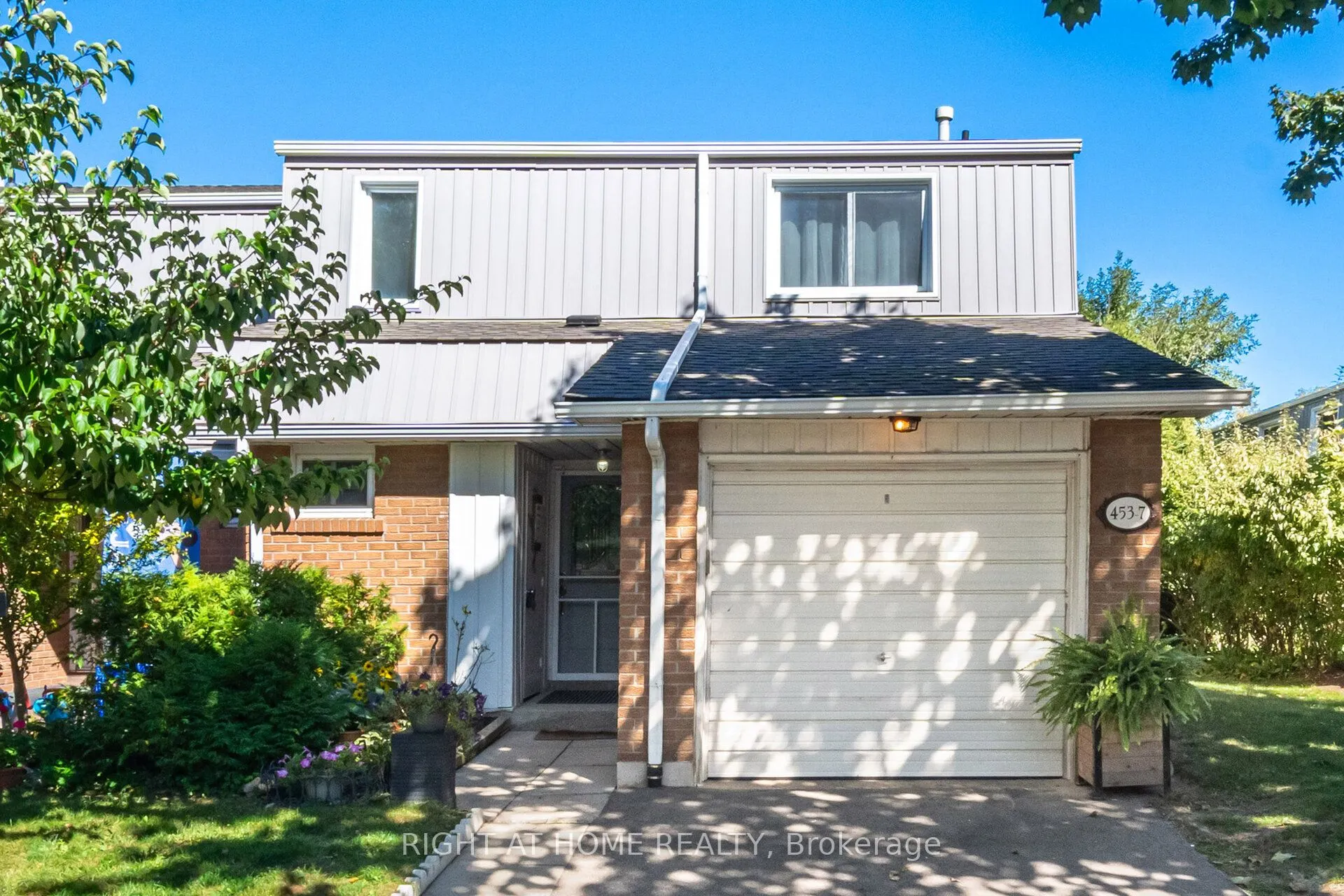 453 WOODVIEW Road, #7