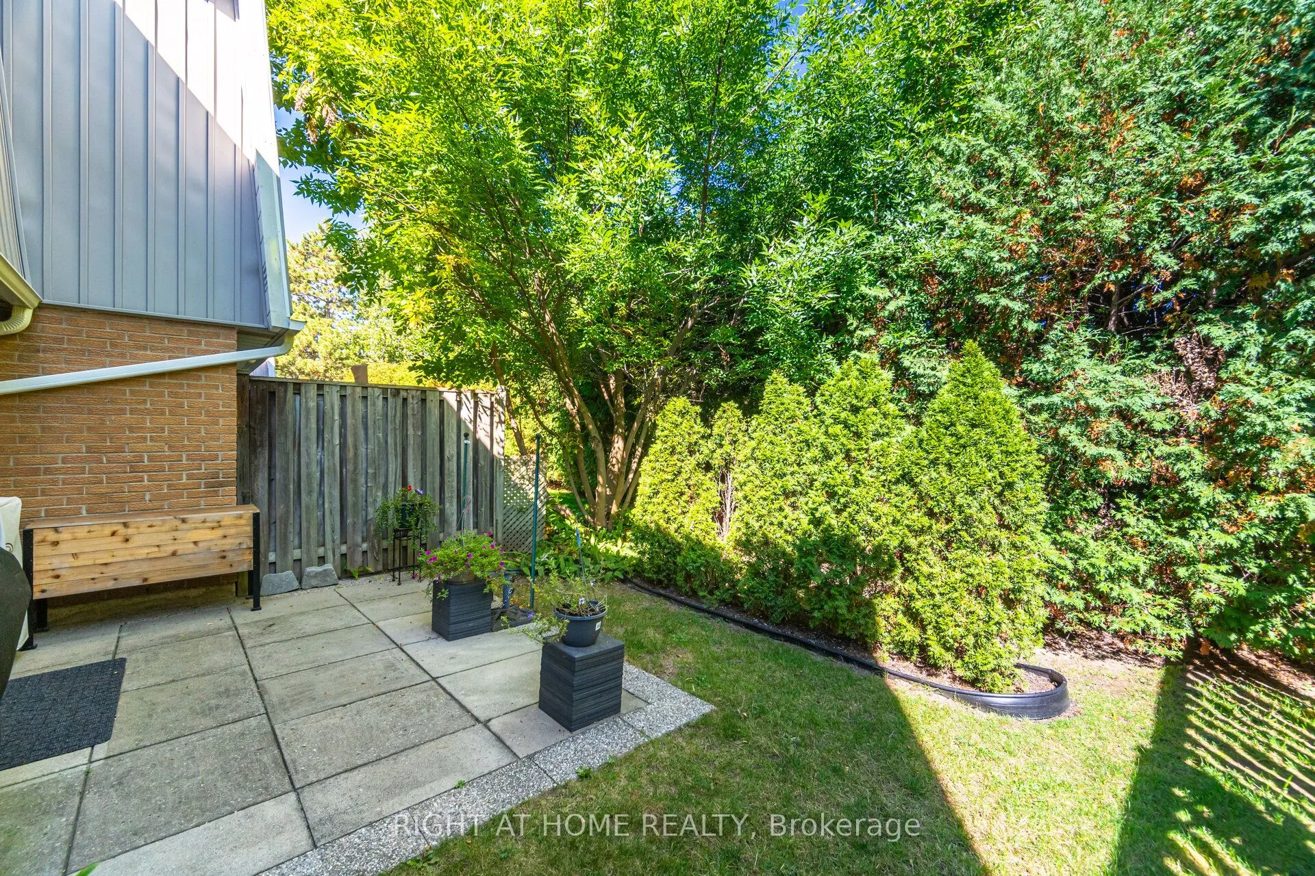 453 WOODVIEW Road, #7