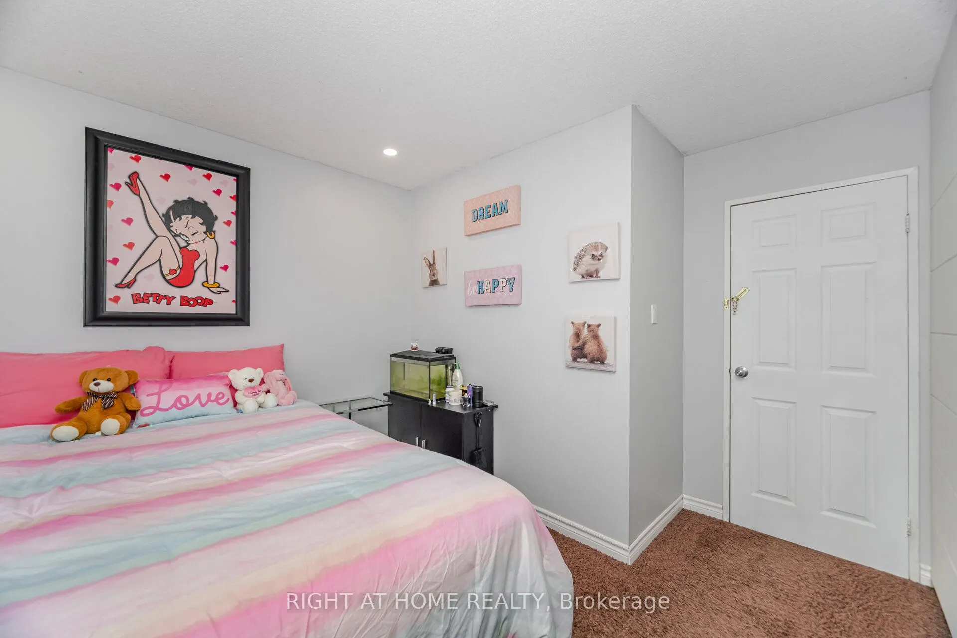 453 WOODVIEW Road, #7