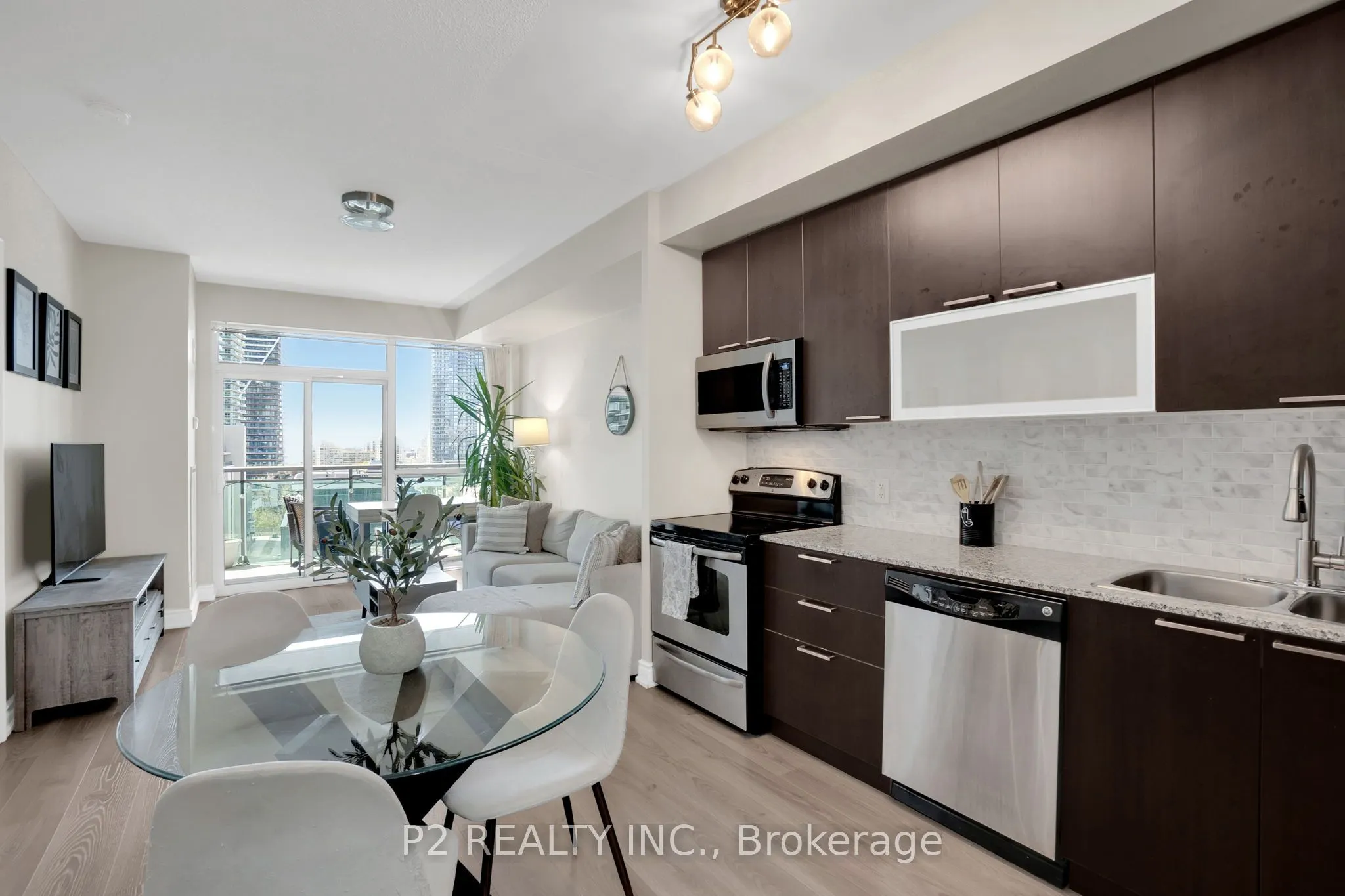 16 Brookers Lane, #1002