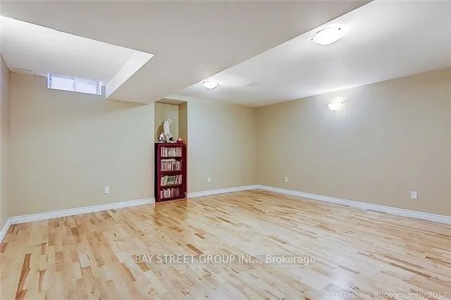 2870 Westbury Court