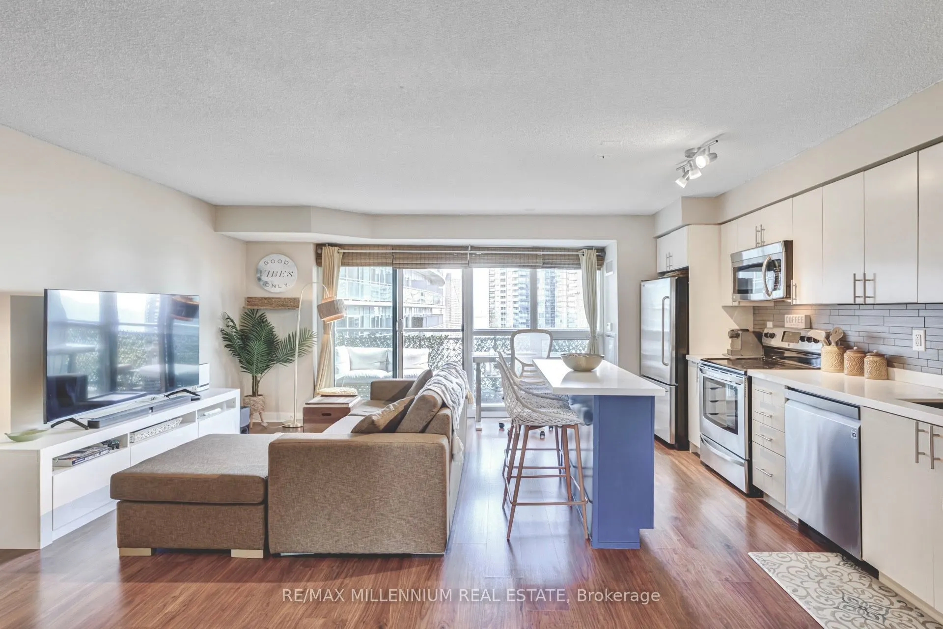 155 Legion Road N, #2114