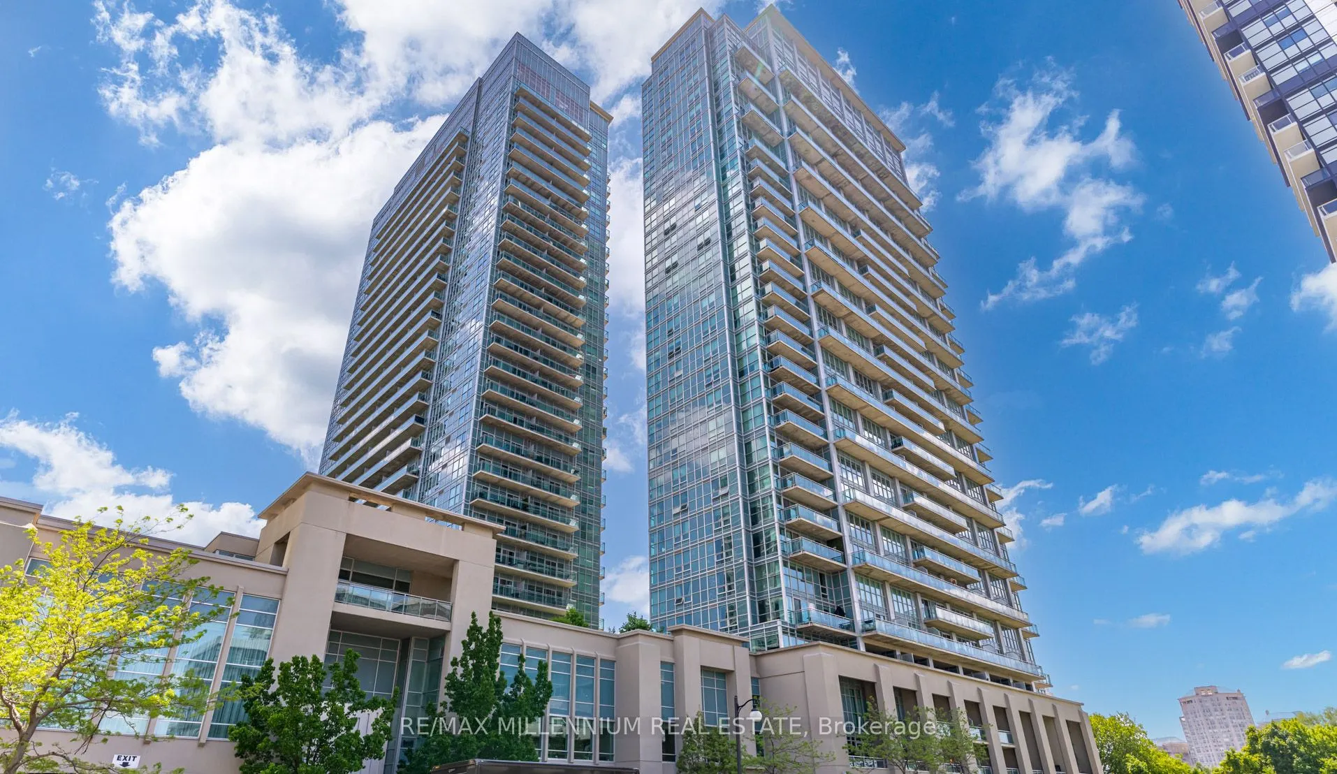 155 Legion Road N, #2114