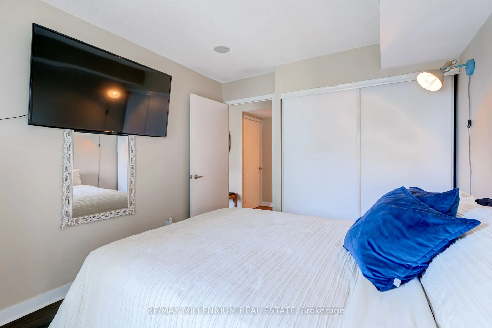 155 Legion Road N, #2114