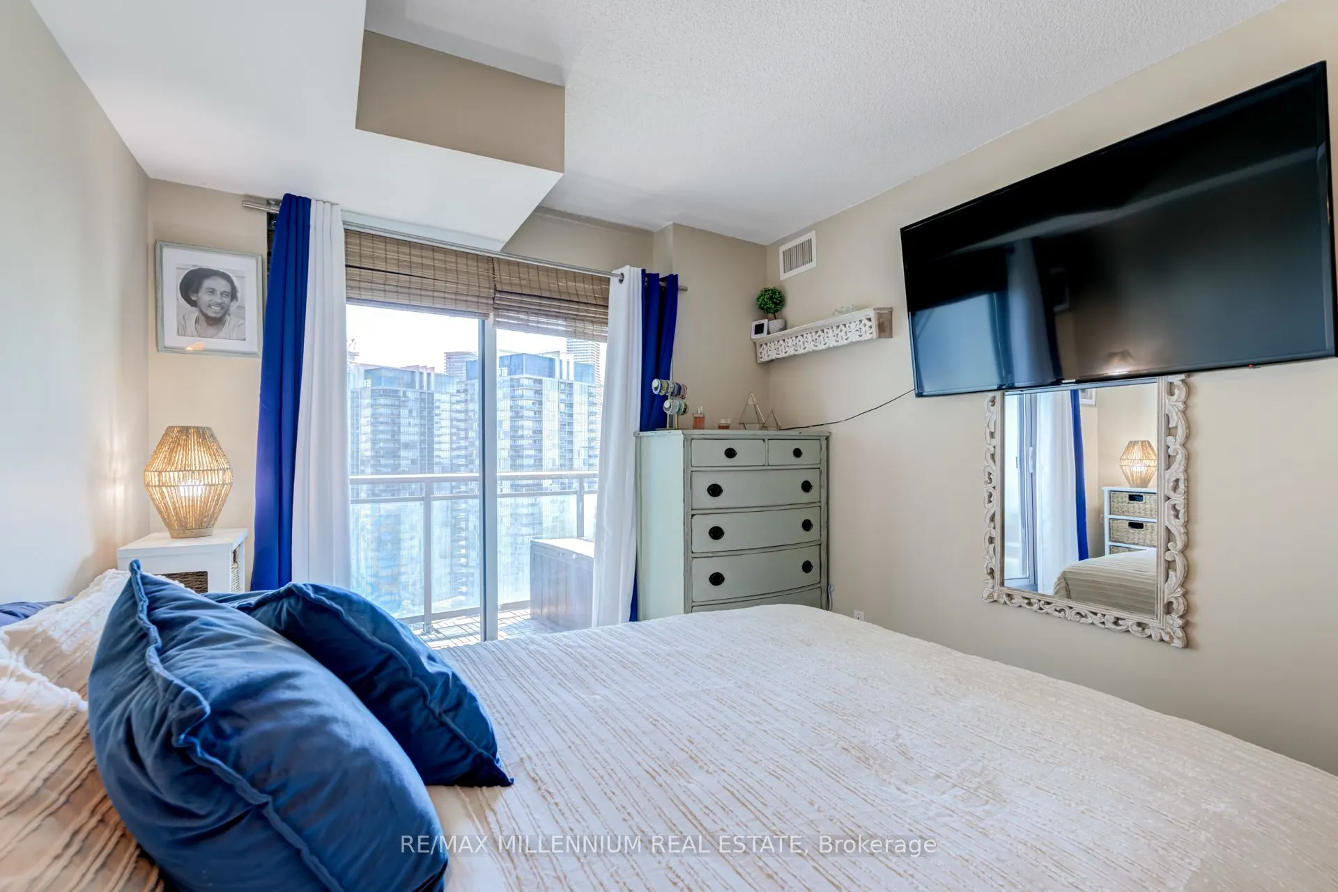 155 Legion Road N, #2114