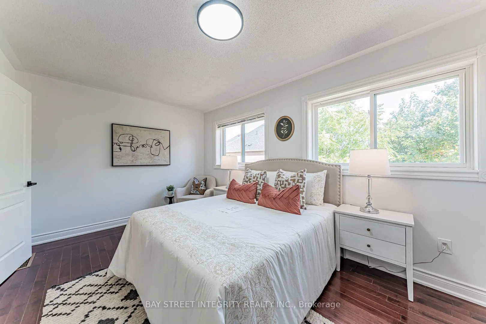 6847 Dillingwood Drive