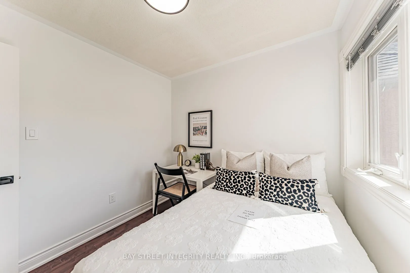 6847 Dillingwood Drive