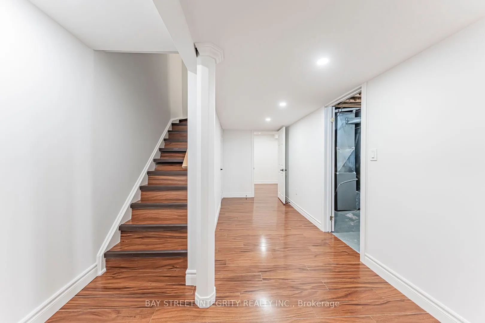 6847 Dillingwood Drive