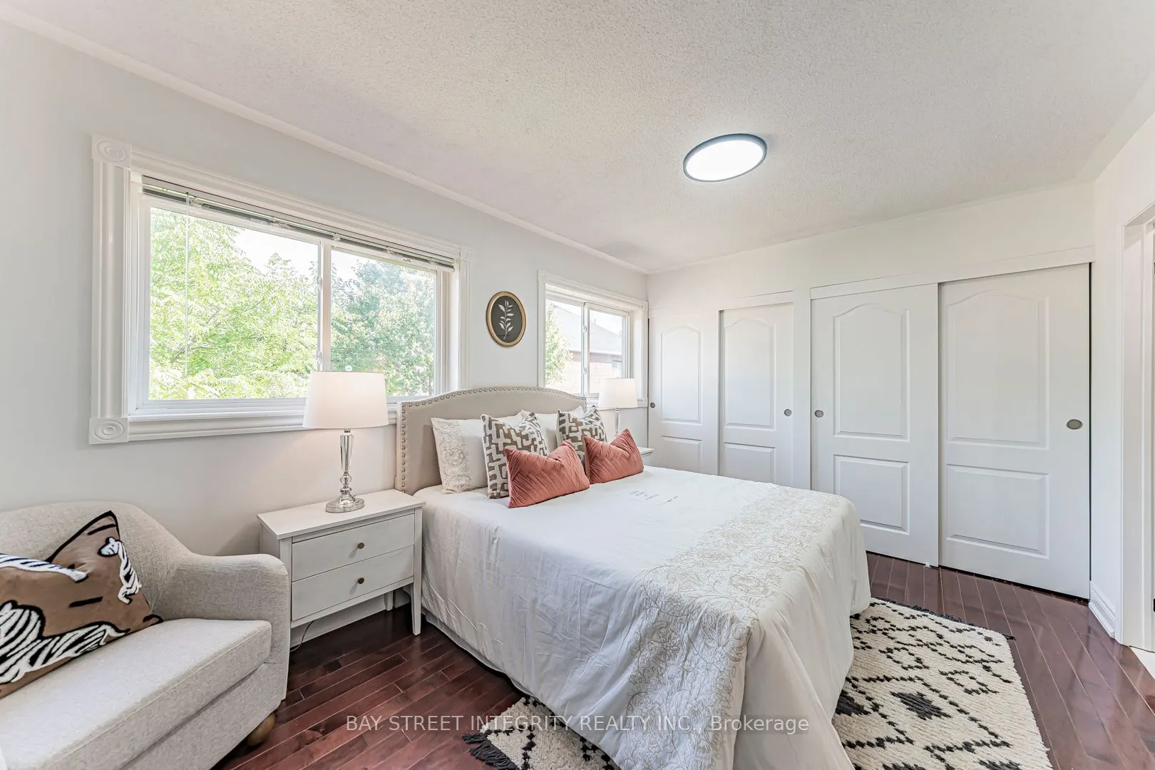 6847 Dillingwood Drive