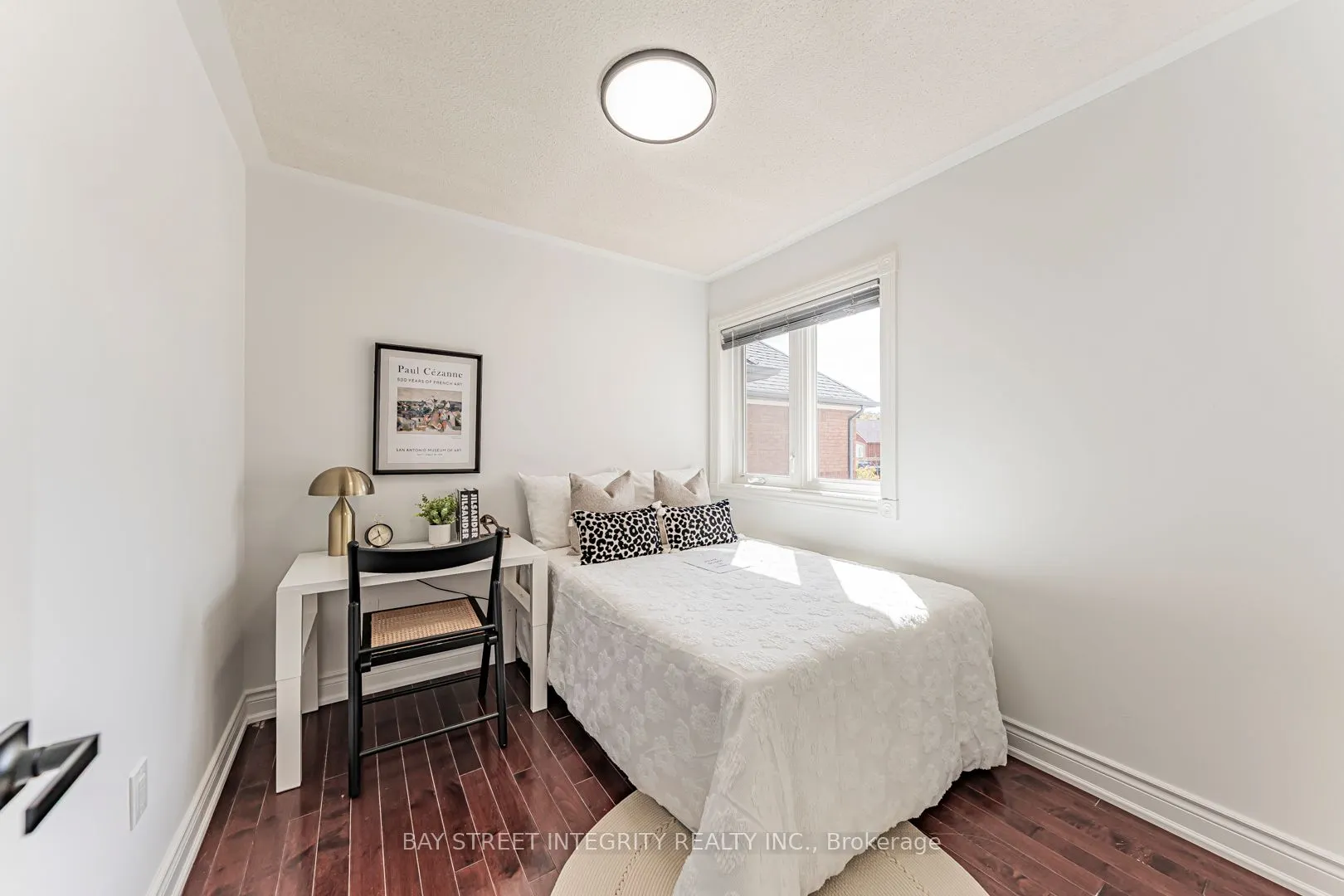 6847 Dillingwood Drive
