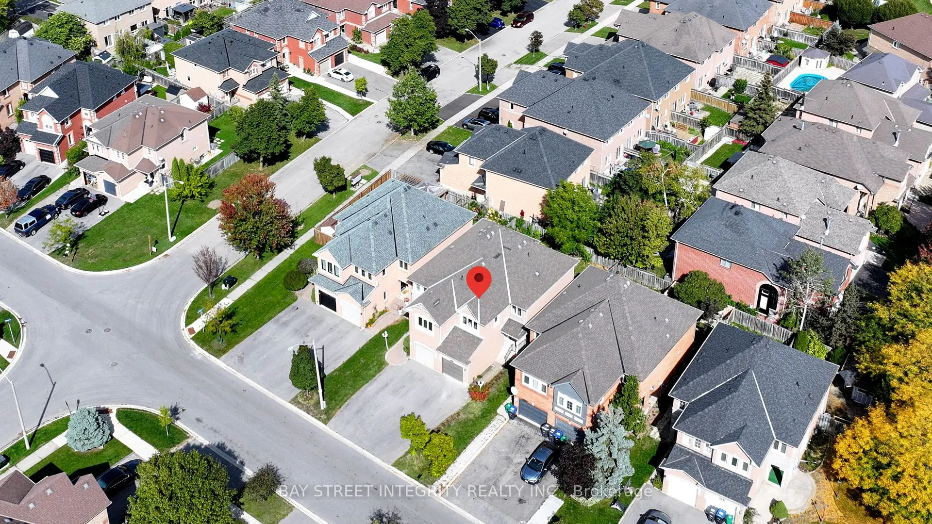 6847 Dillingwood Drive