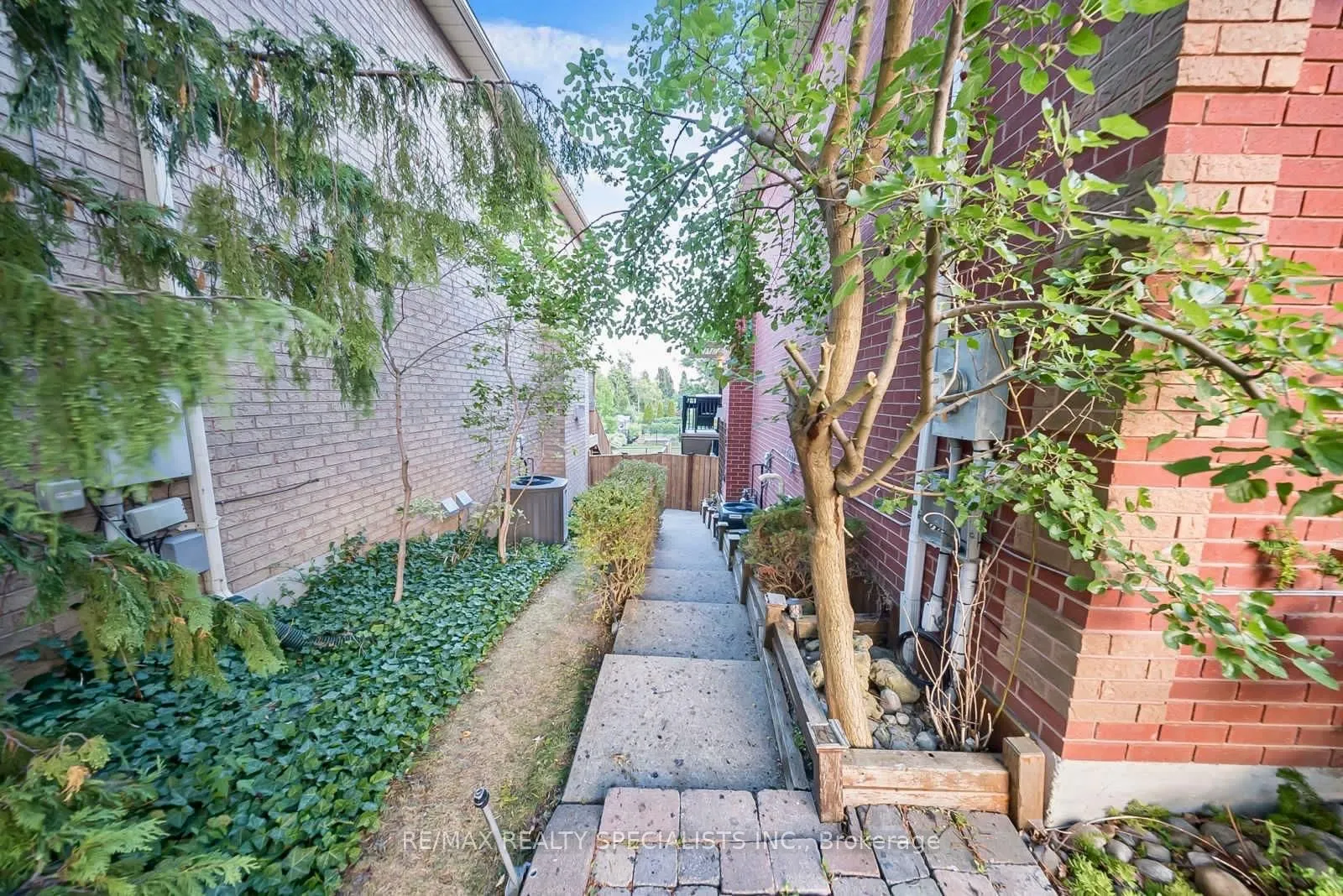 47 Whitbread Avenue