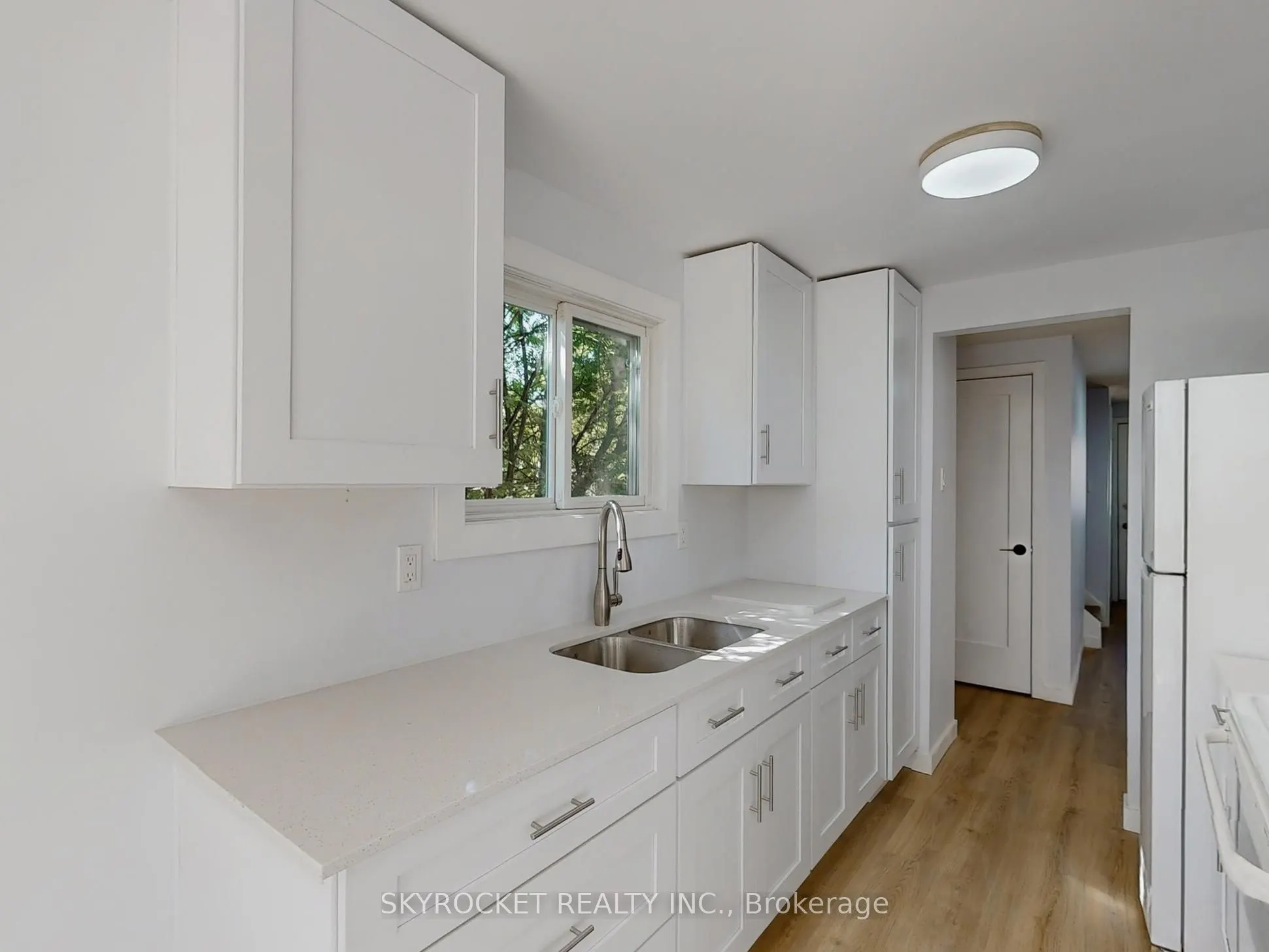125 Bythia Street