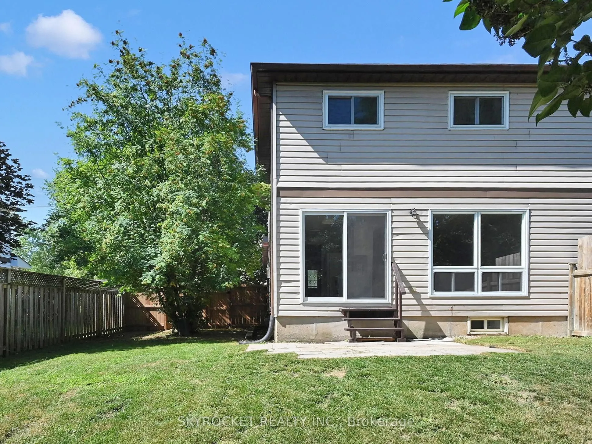 125 Bythia Street