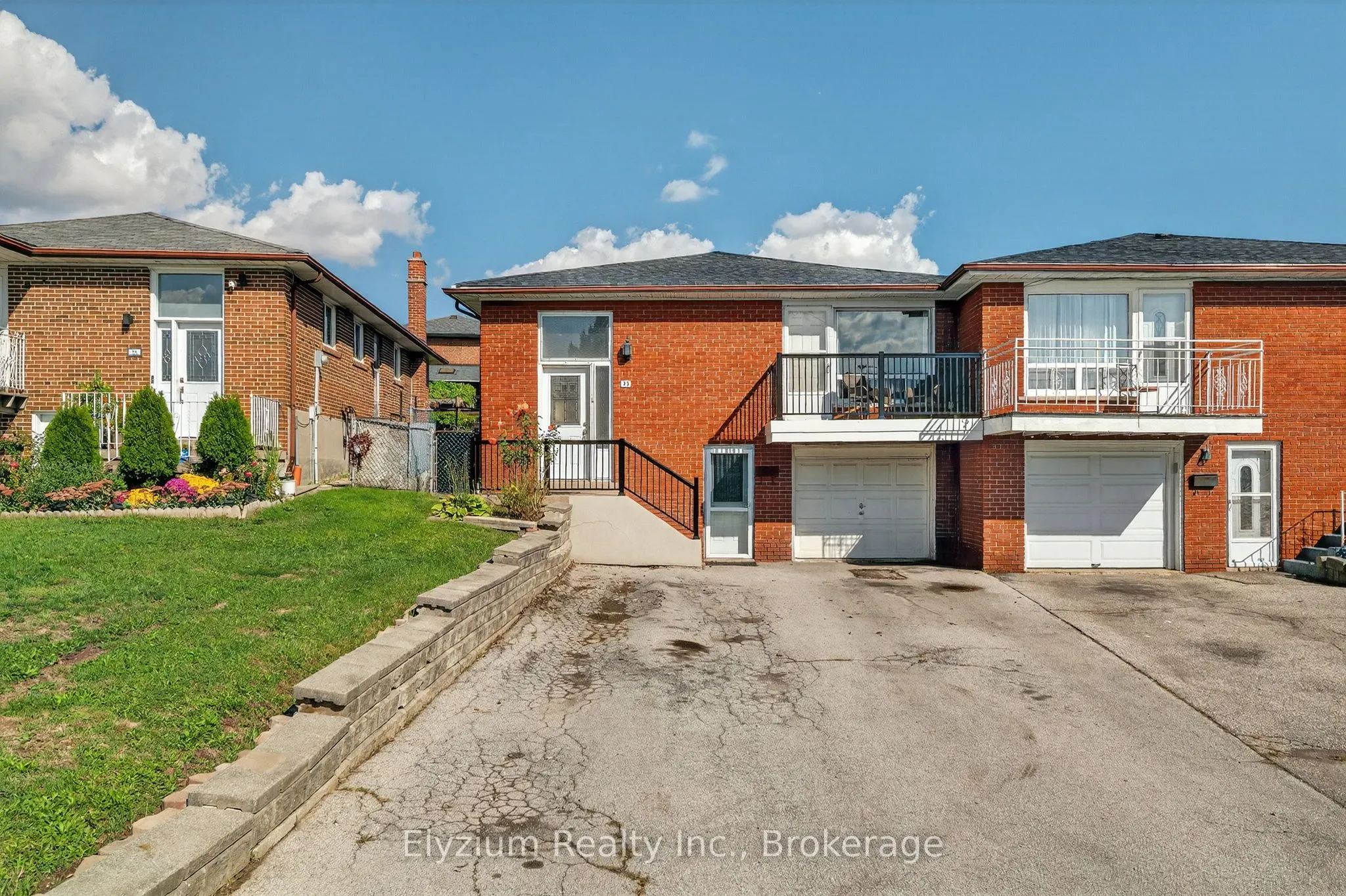 35 Paradelle Crescent