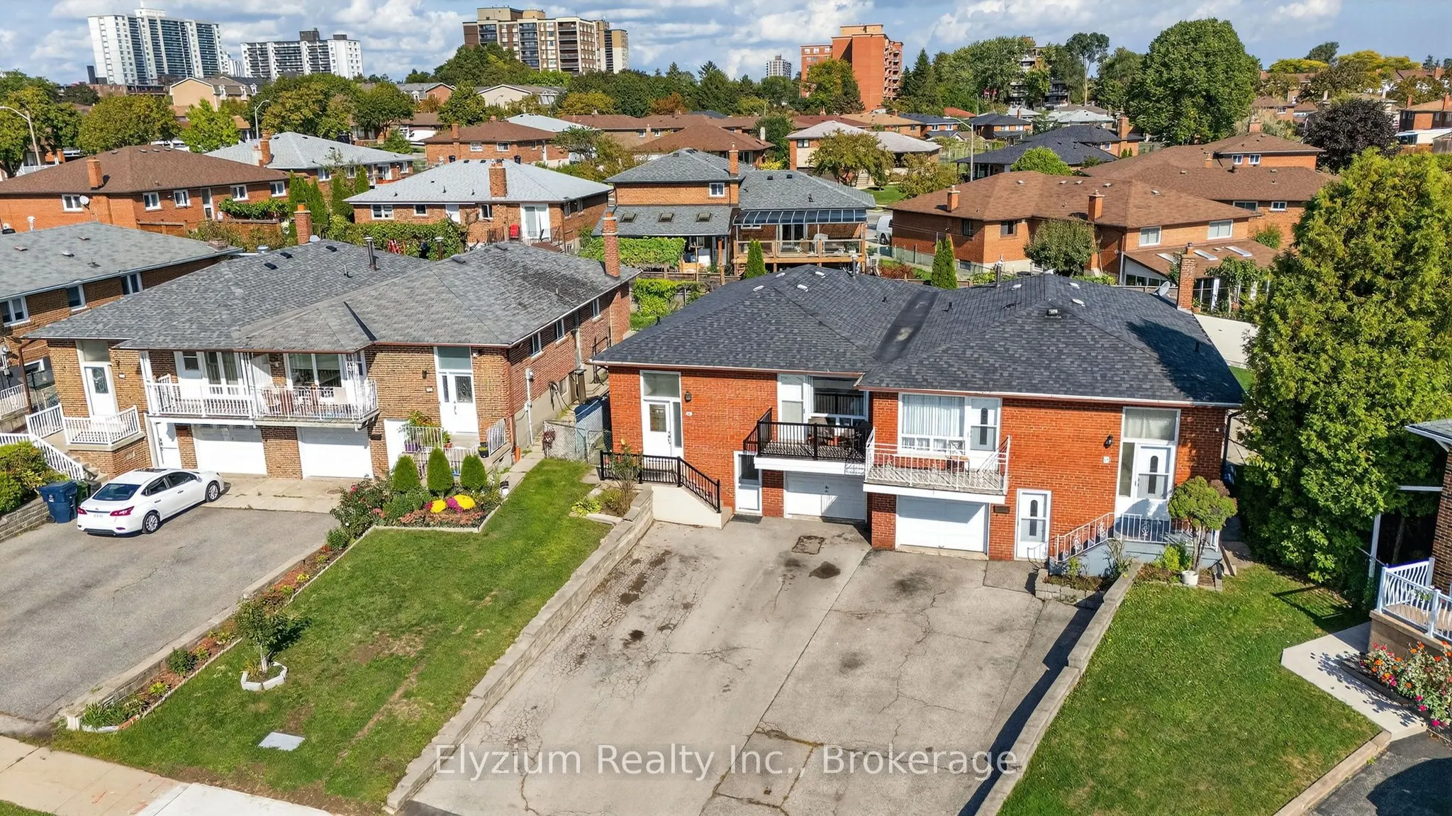 35 Paradelle Crescent