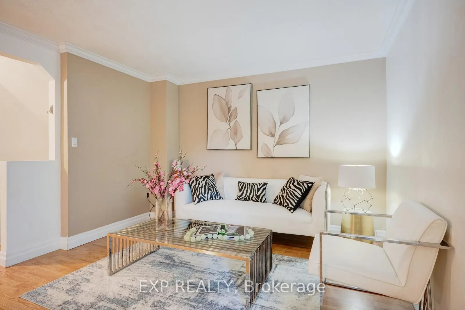 915 Inverhouse Drive, #42