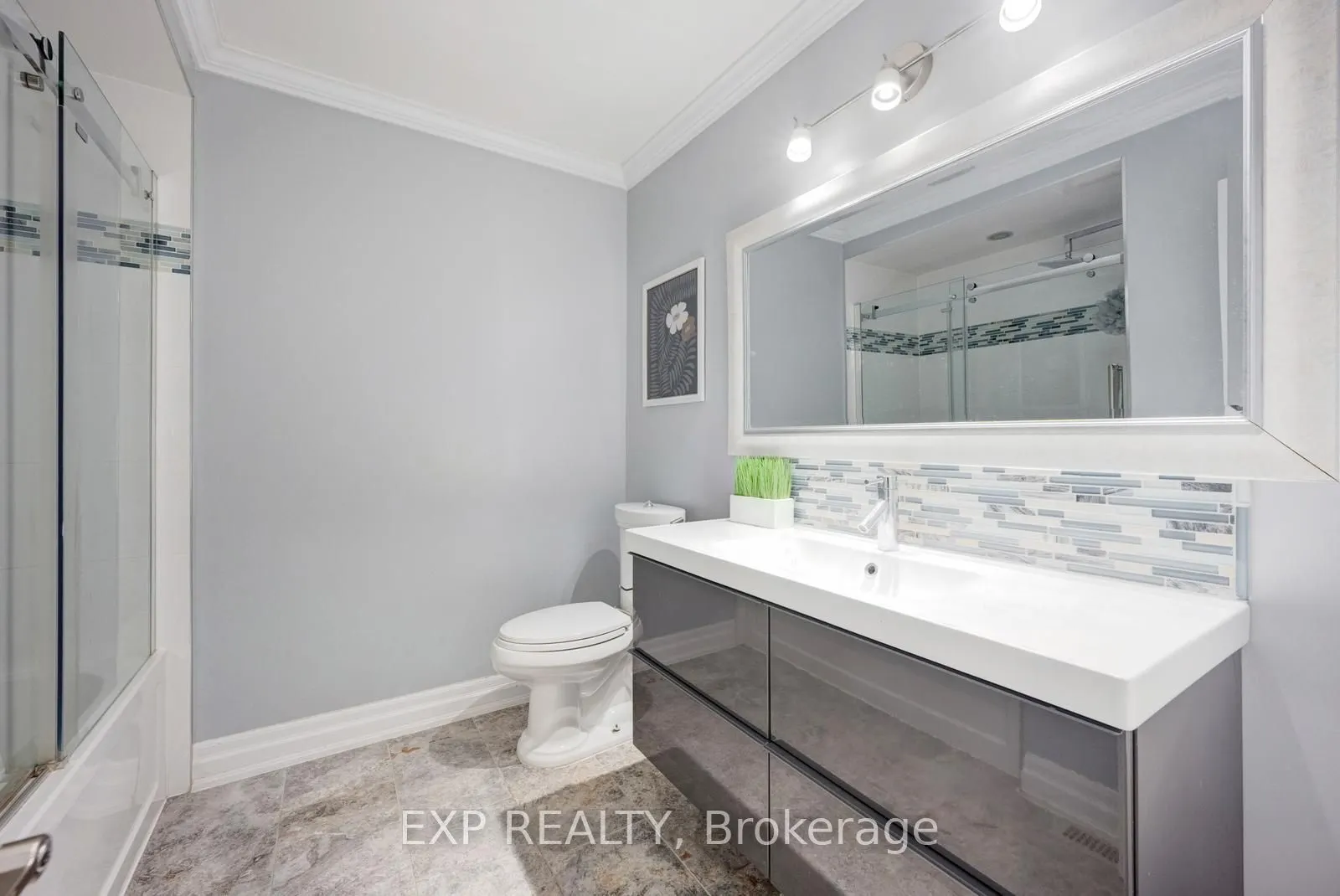 915 Inverhouse Drive, #42