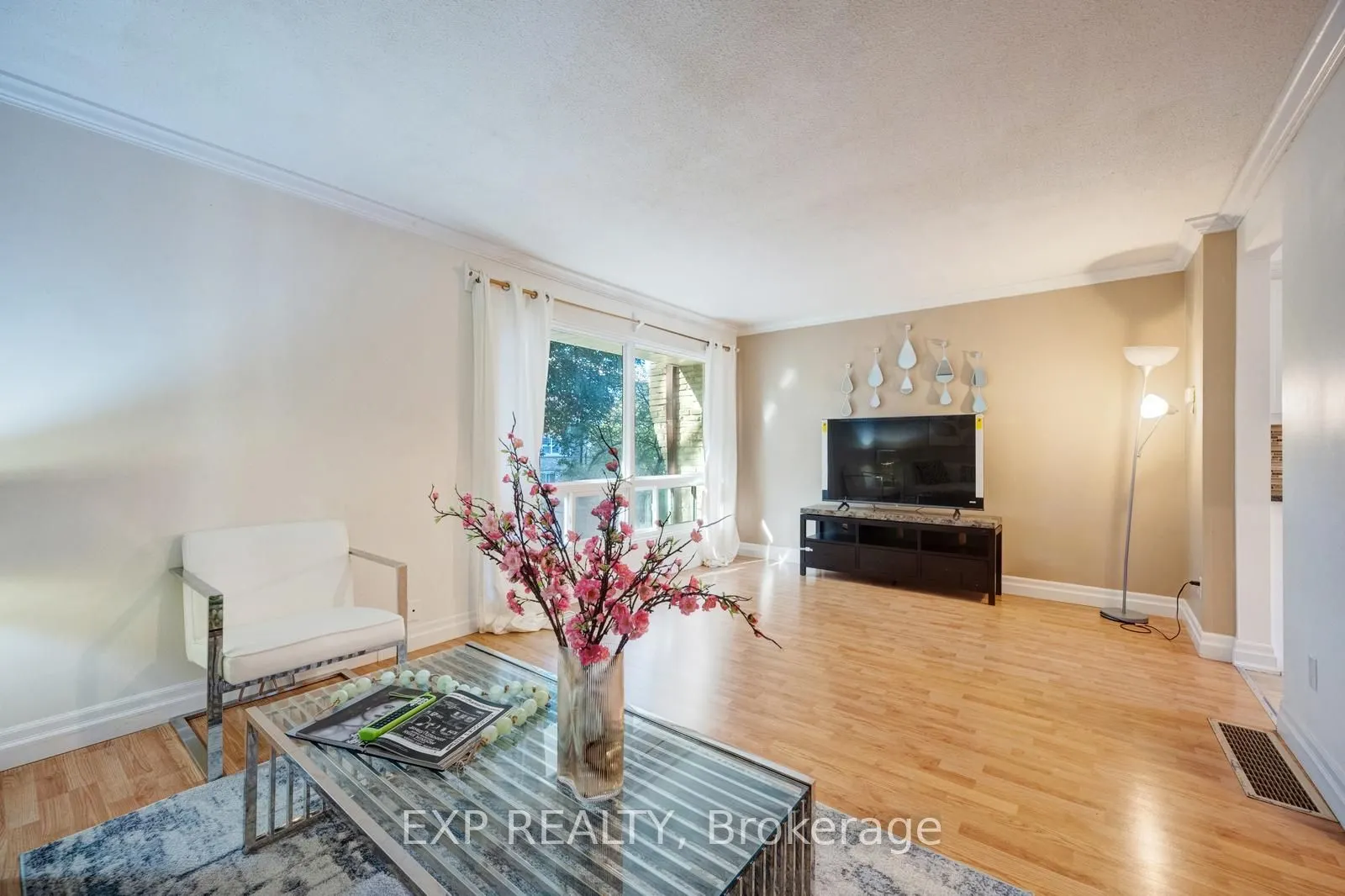 915 Inverhouse Drive, #42