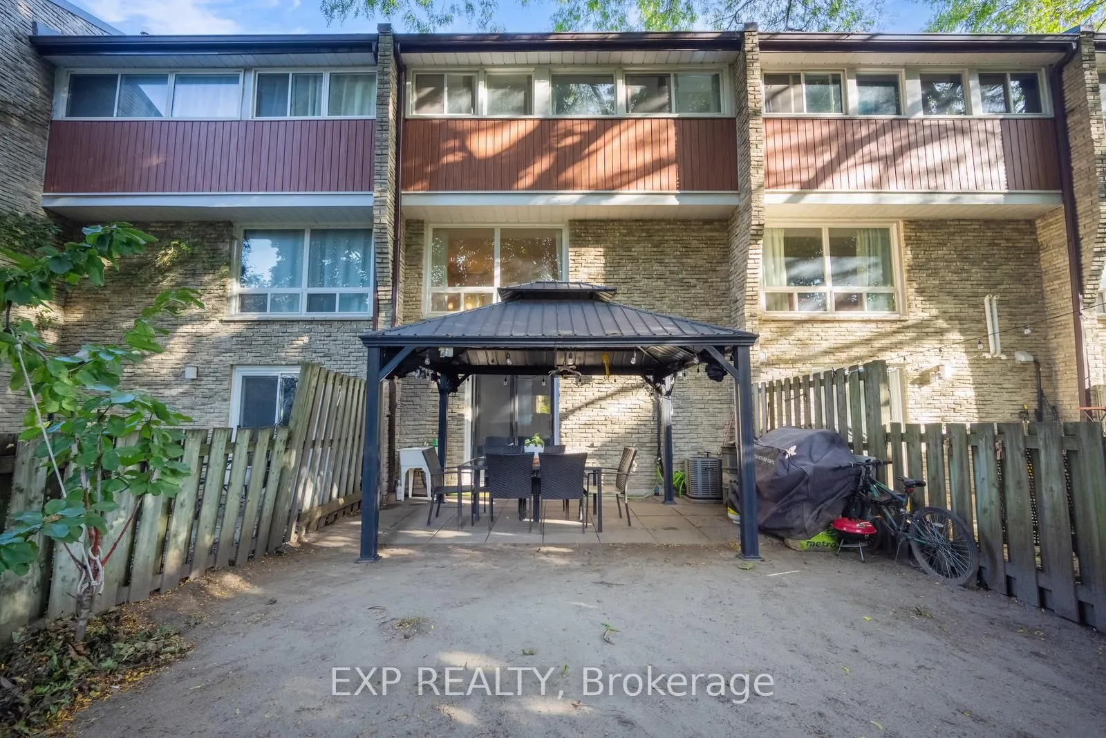 915 Inverhouse Drive, #42