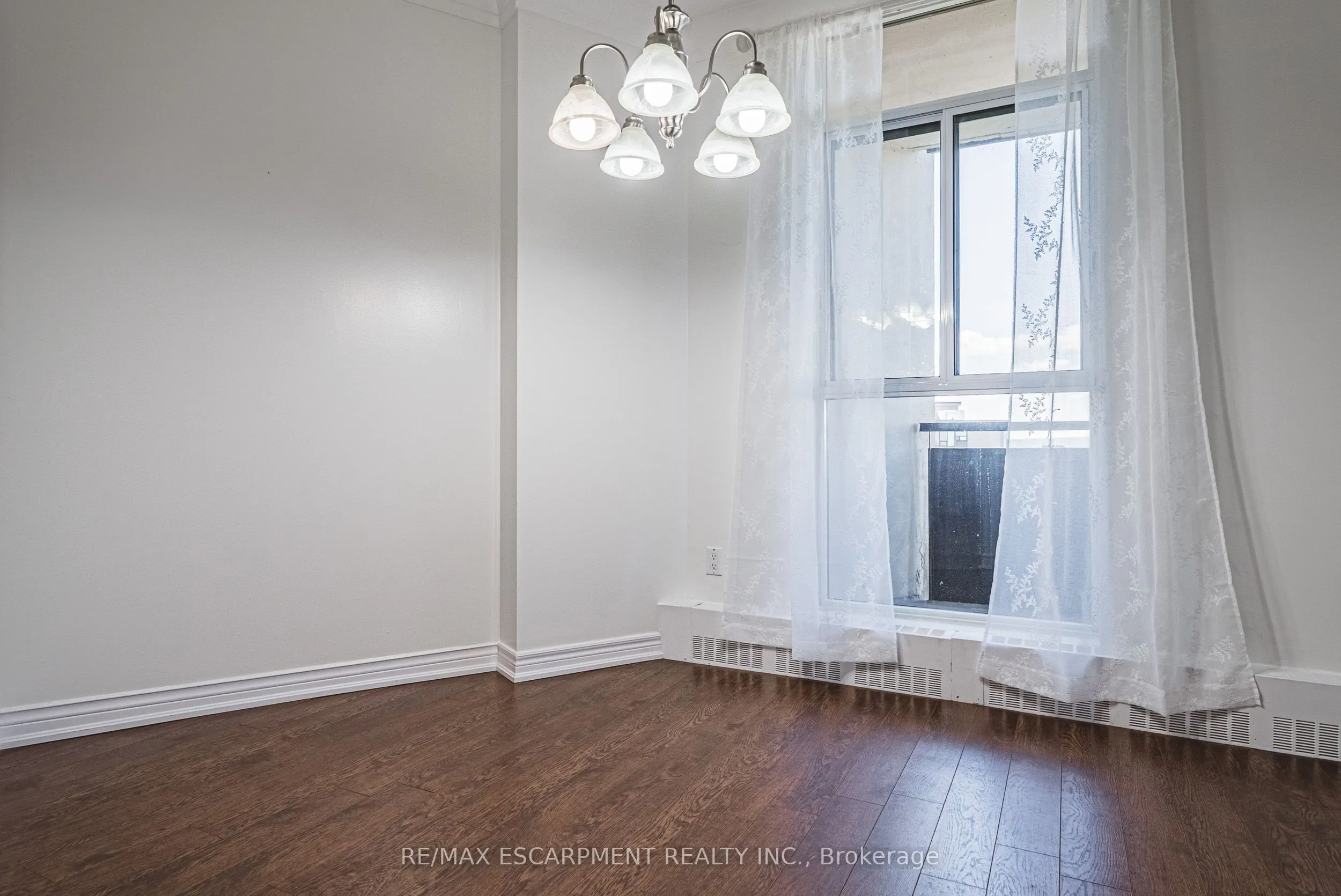 5250 LAKESHORE Road, #1009