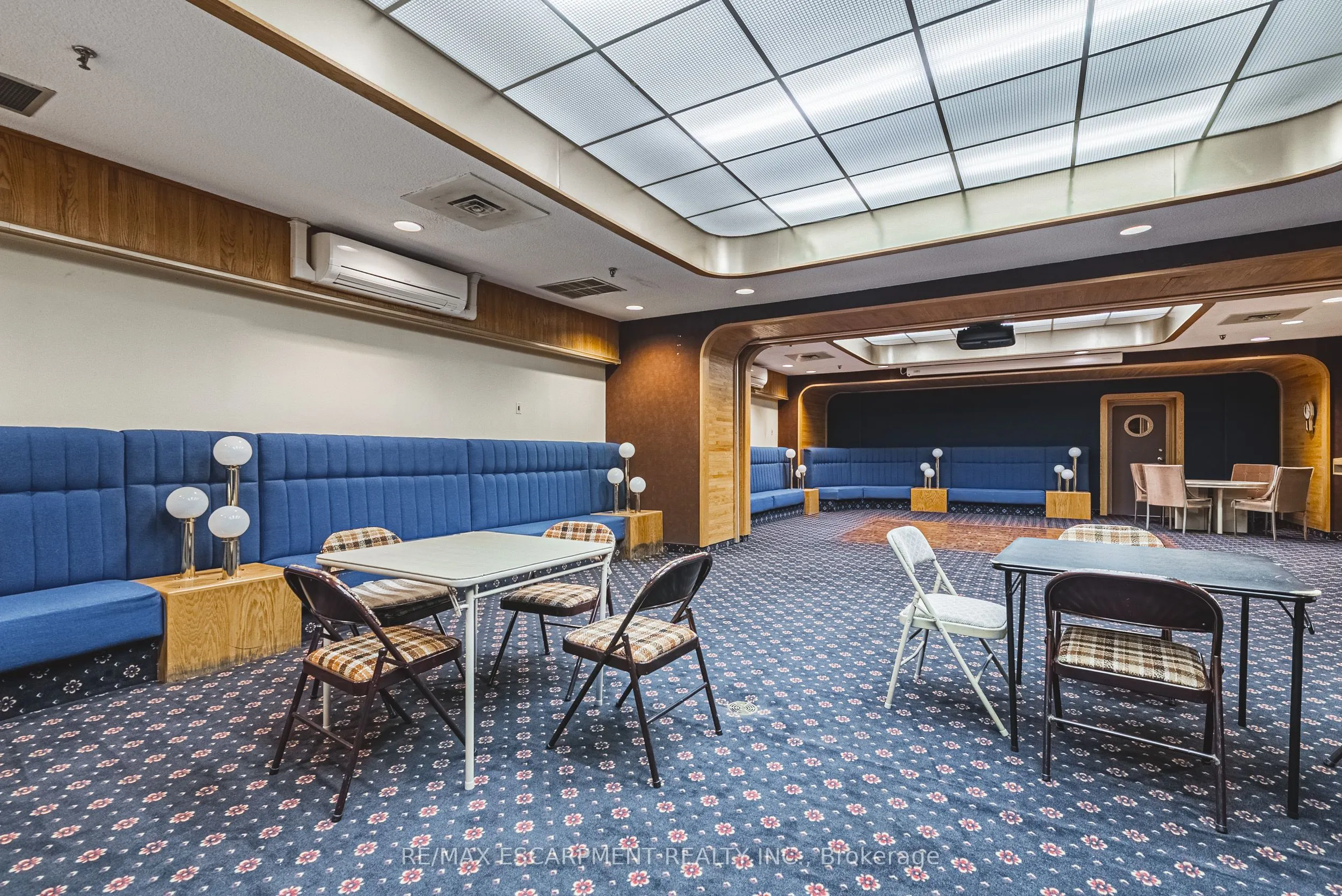 5250 LAKESHORE Road, #1009