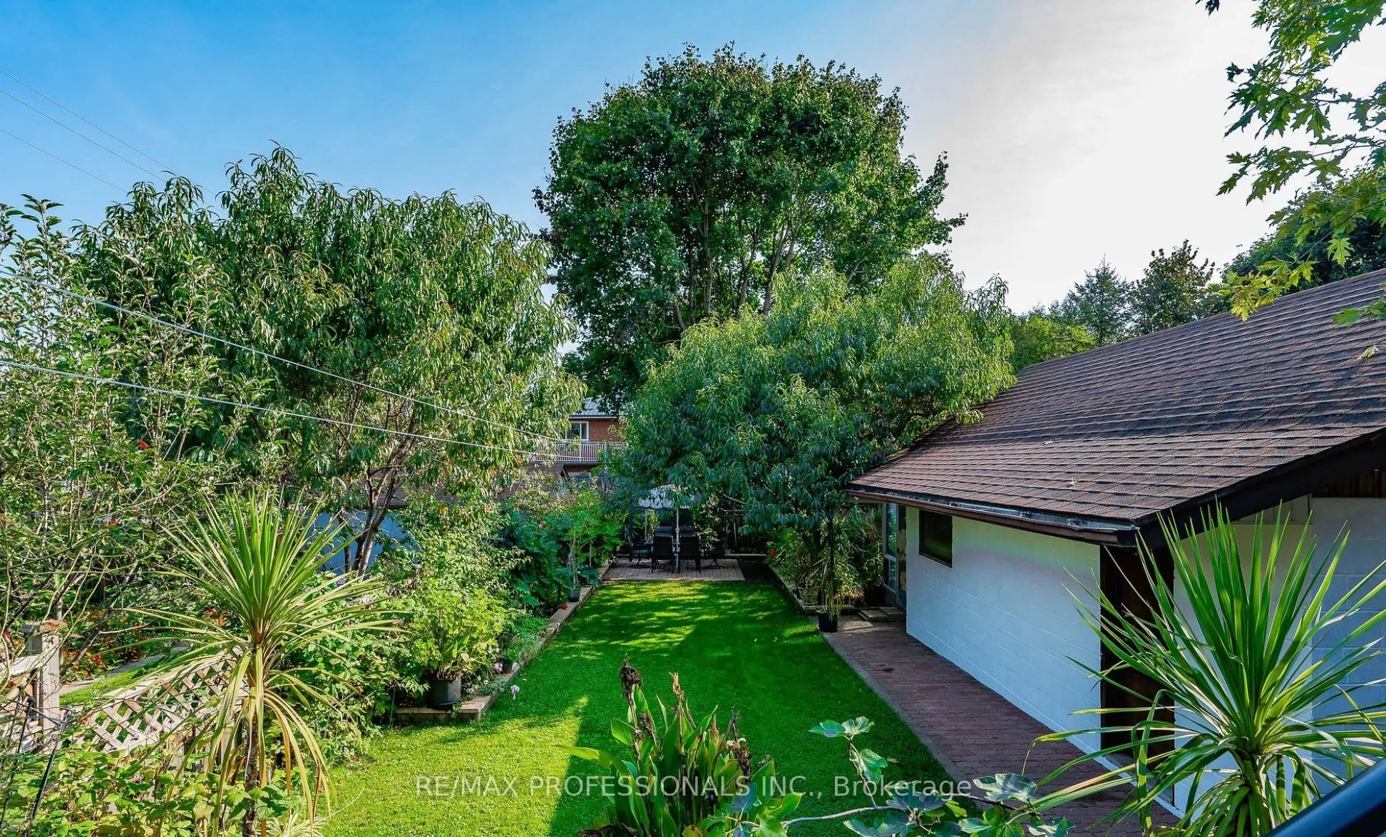 27 Stock Avenue, #Upper