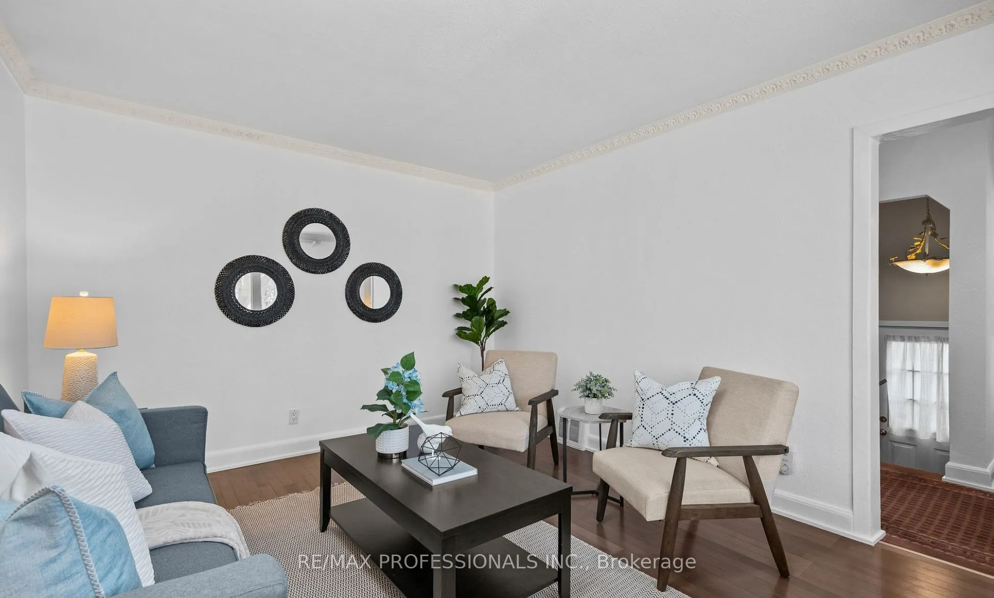 27 Stock Avenue, #Upper
