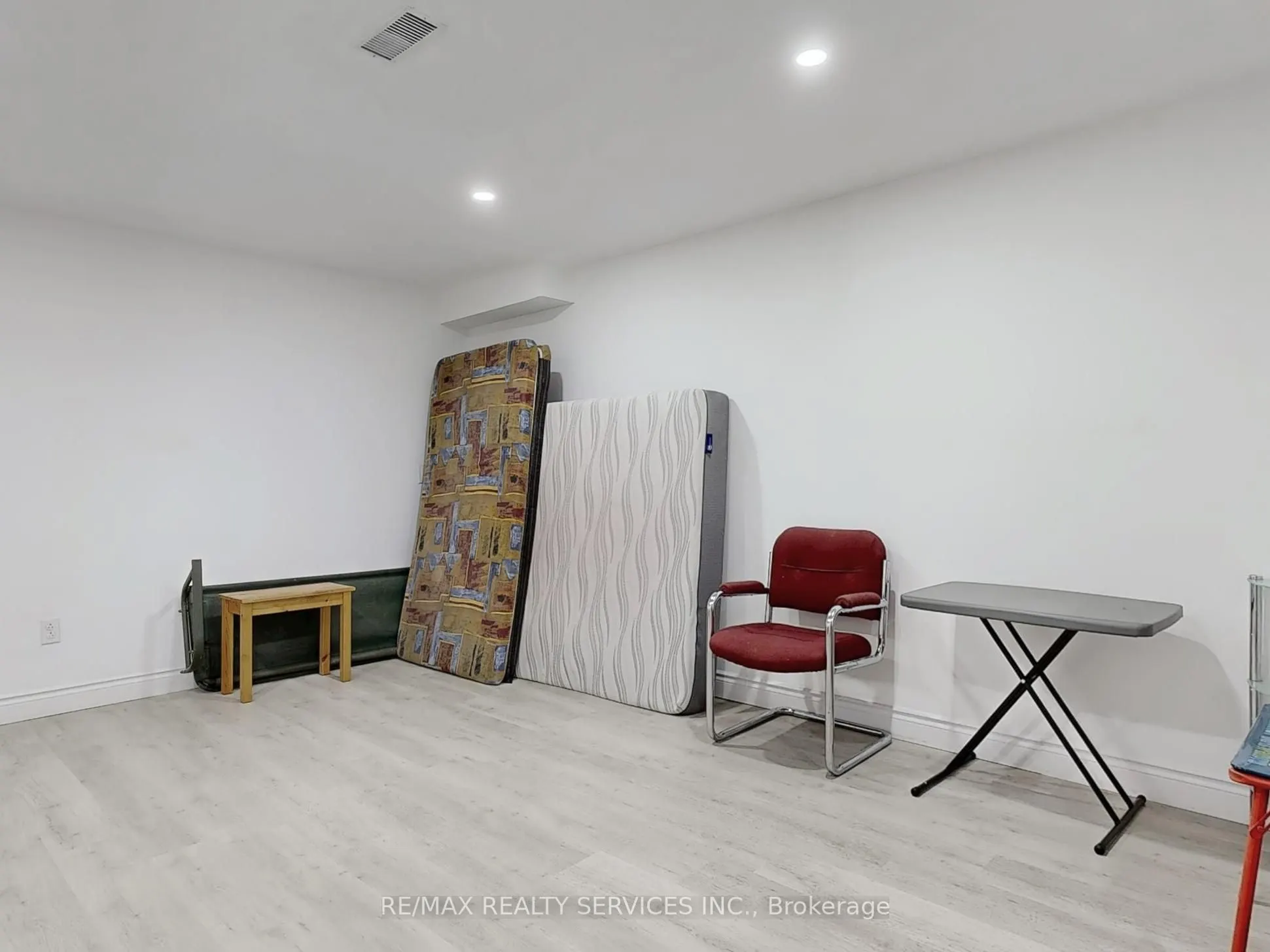 44 Amethyst Circle