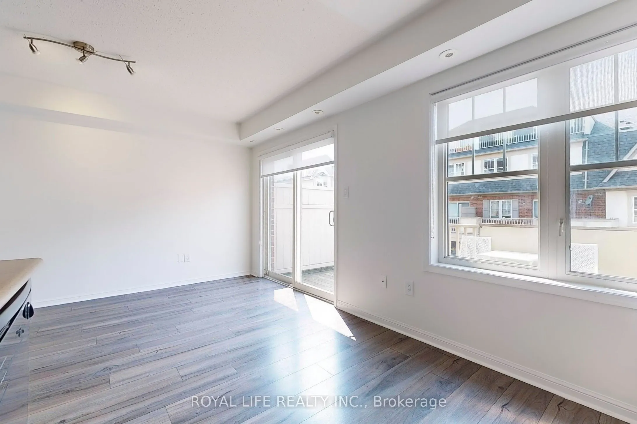 595 Dundas Street W, #2
