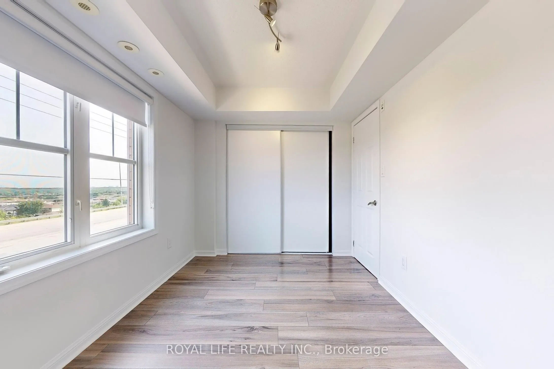 595 Dundas Street W, #2