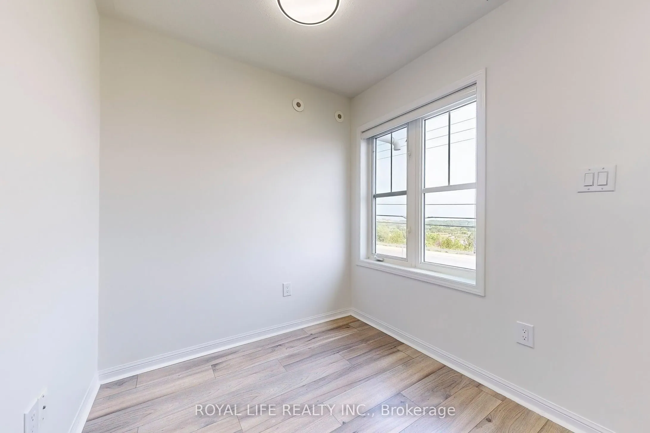 595 Dundas Street W, #2