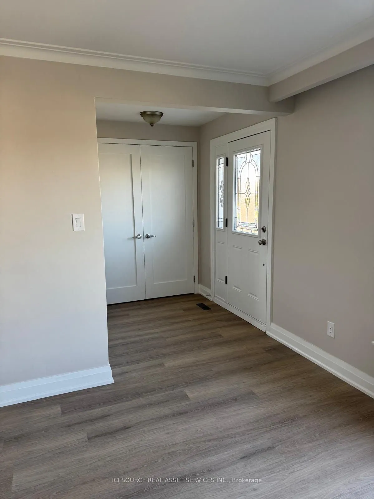 34 Rita Drive, #Upper