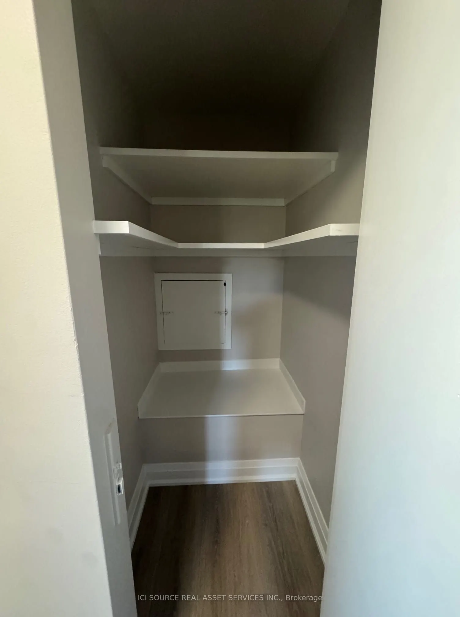 34 Rita Drive, #Upper