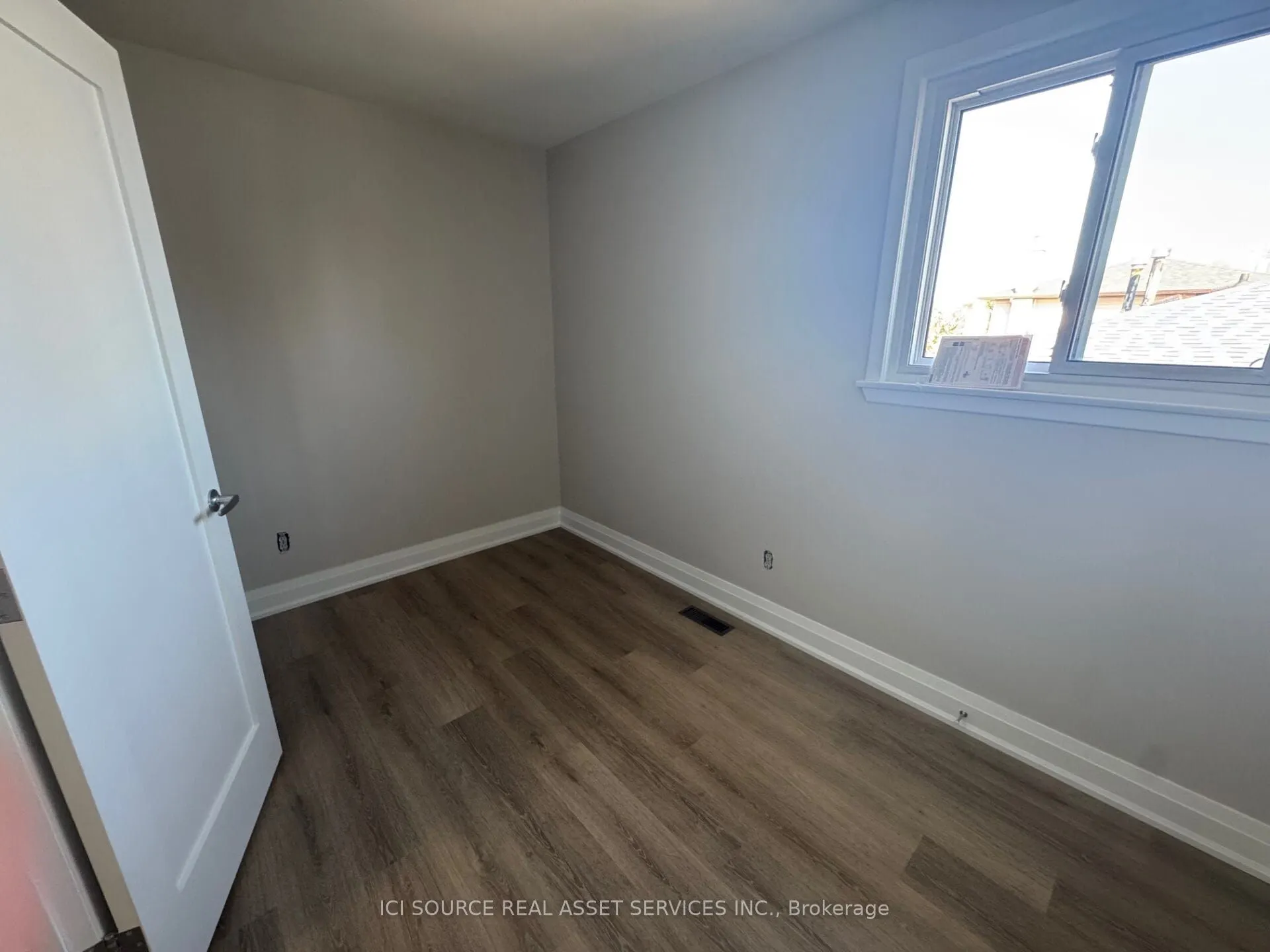 34 Rita Drive, #Upper