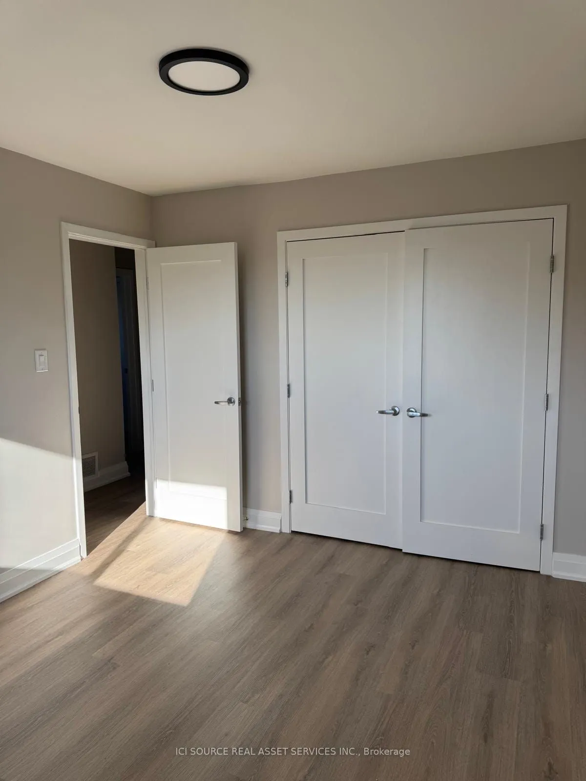 34 Rita Drive, #Upper