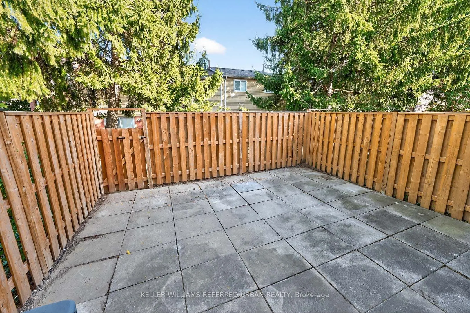 1050 Shawnmarr Road, #19