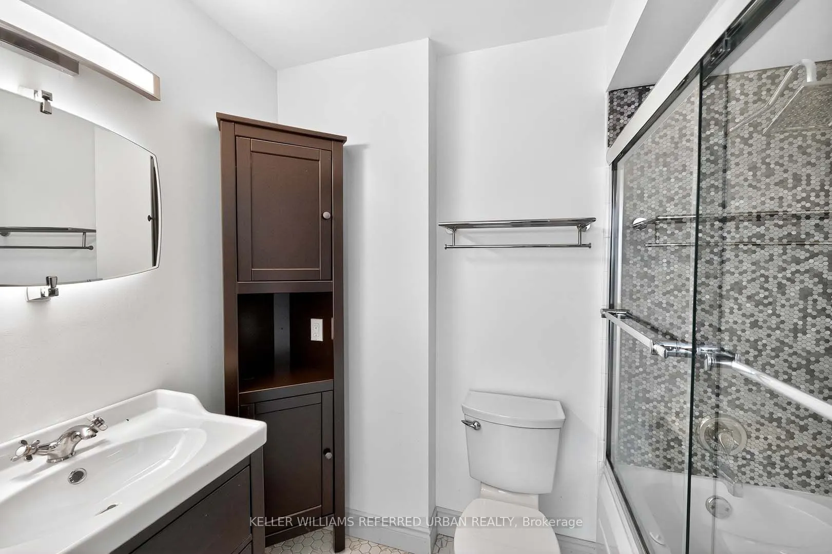 1050 Shawnmarr Road, #19