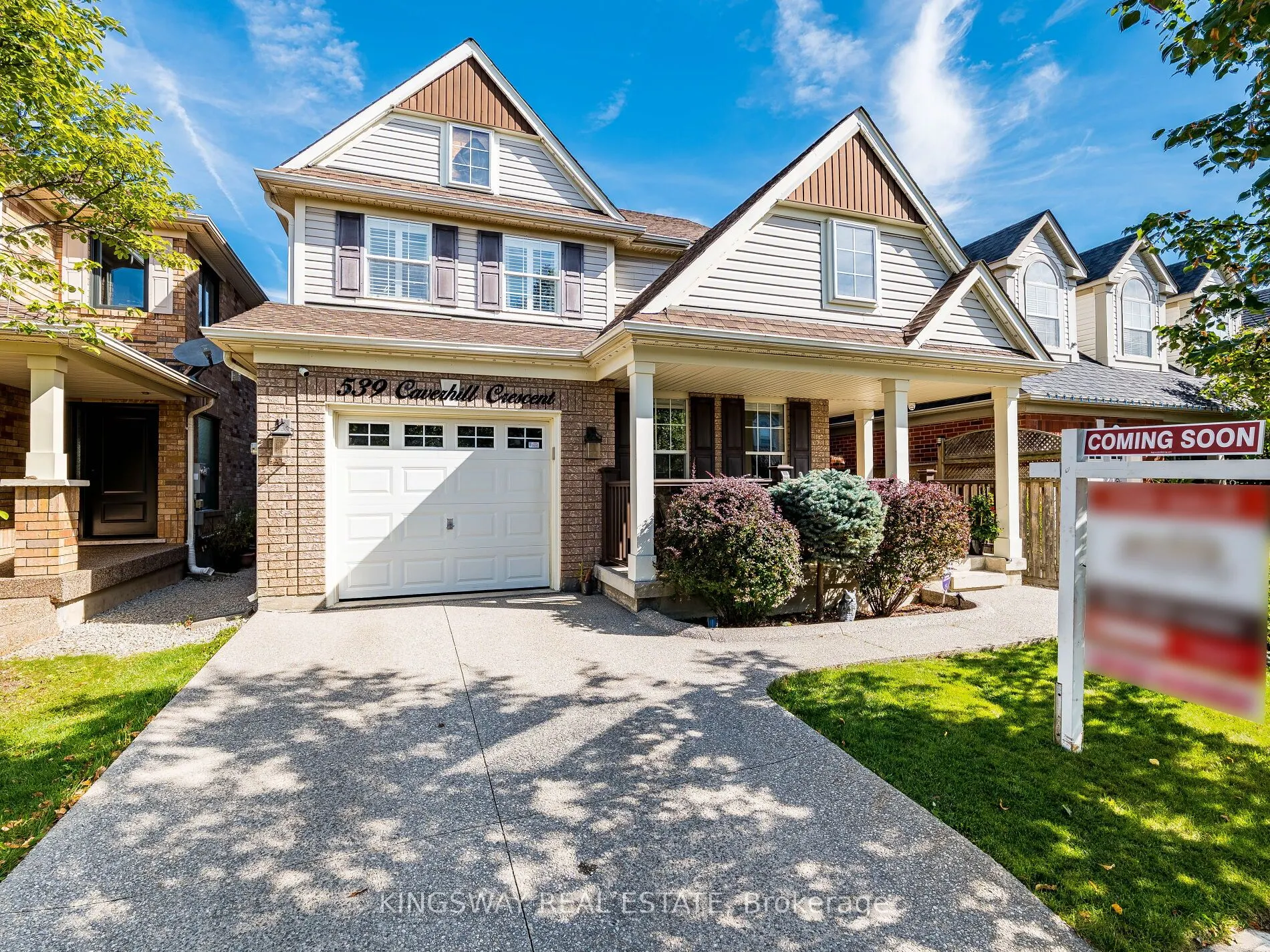 539 Caverhill Crescent