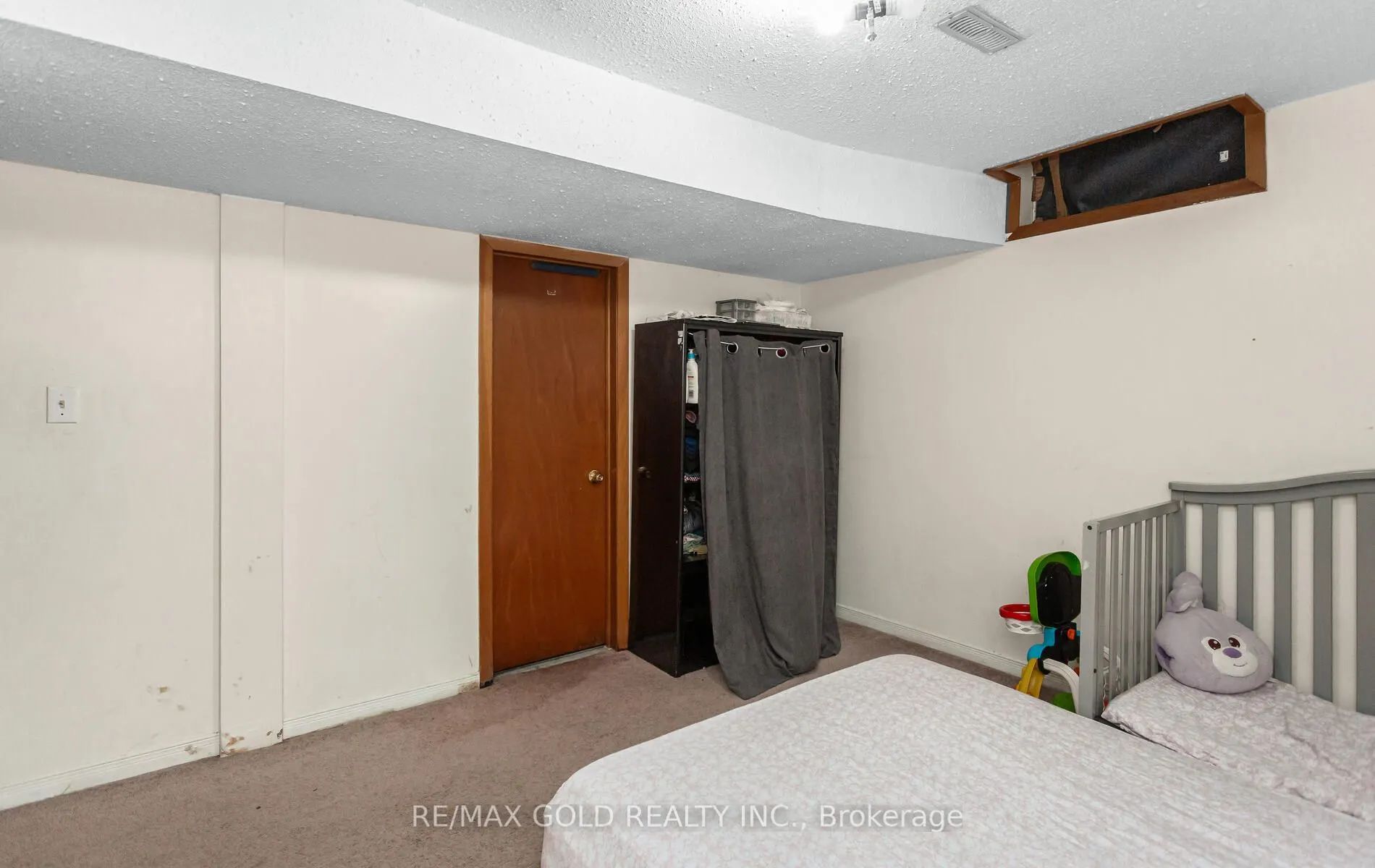 1482 Stillriver Crescent