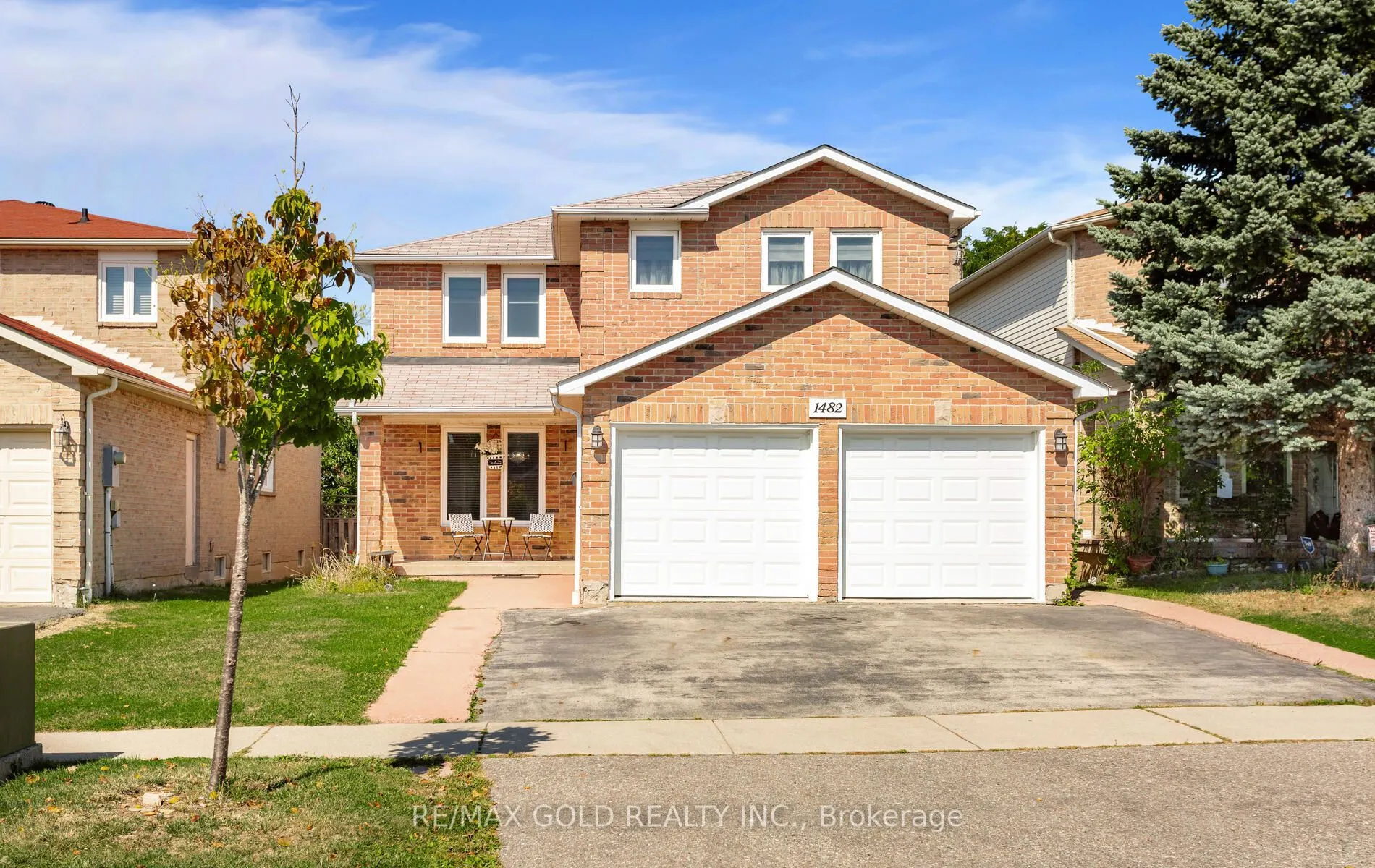 1482 Stillriver Crescent
