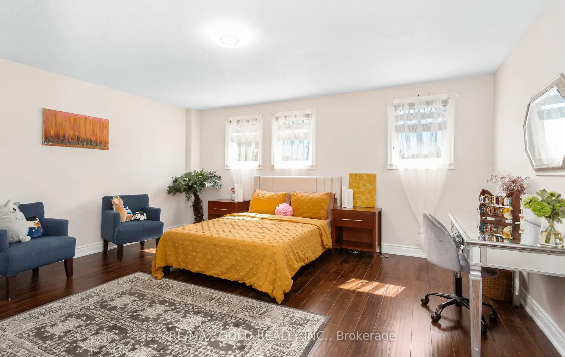 1482 Stillriver Crescent