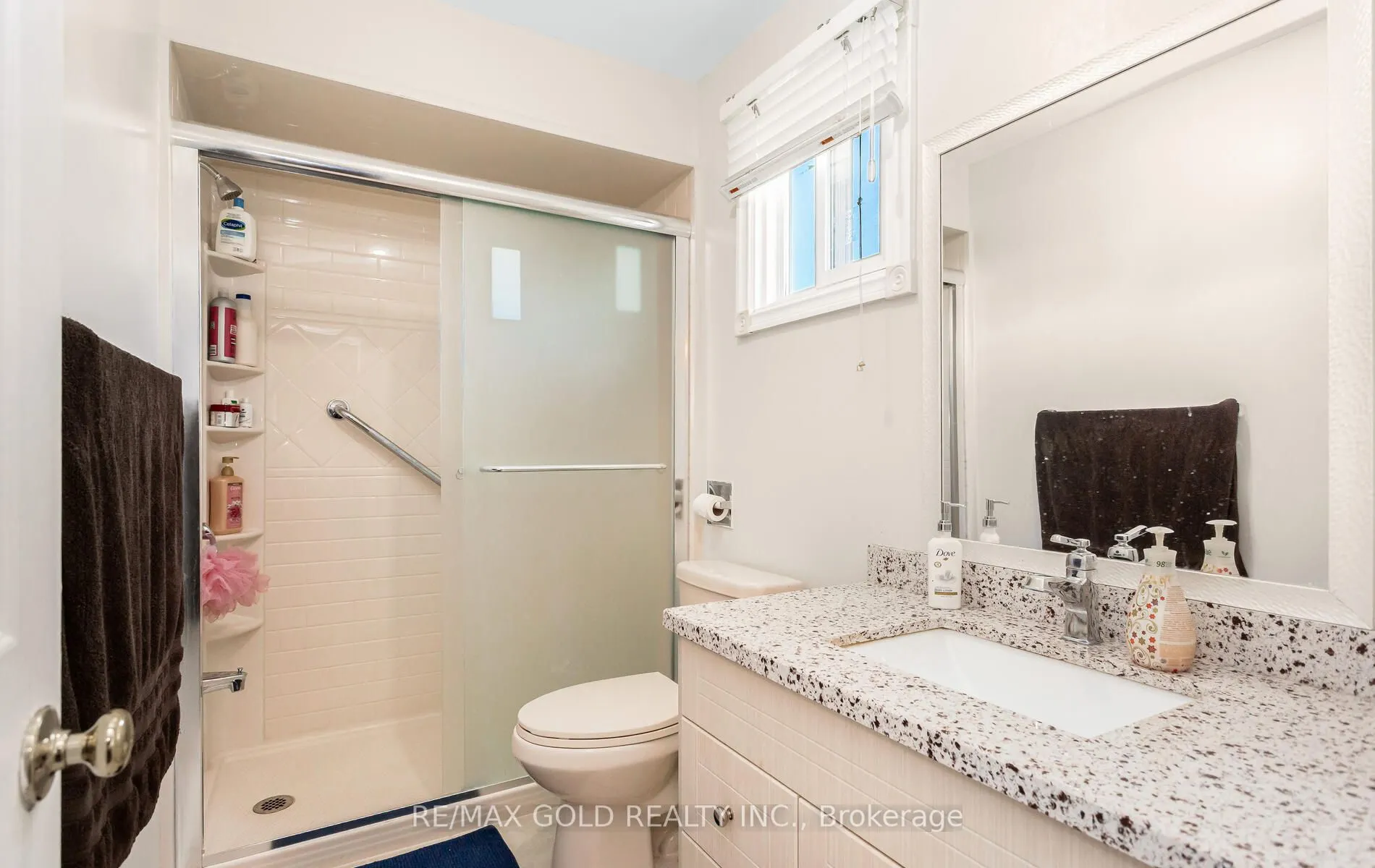 1482 Stillriver Crescent