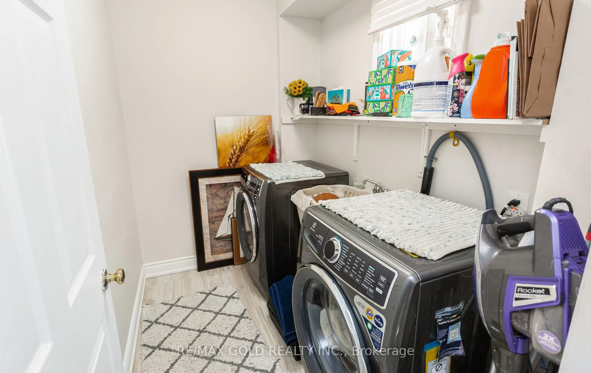1482 Stillriver Crescent